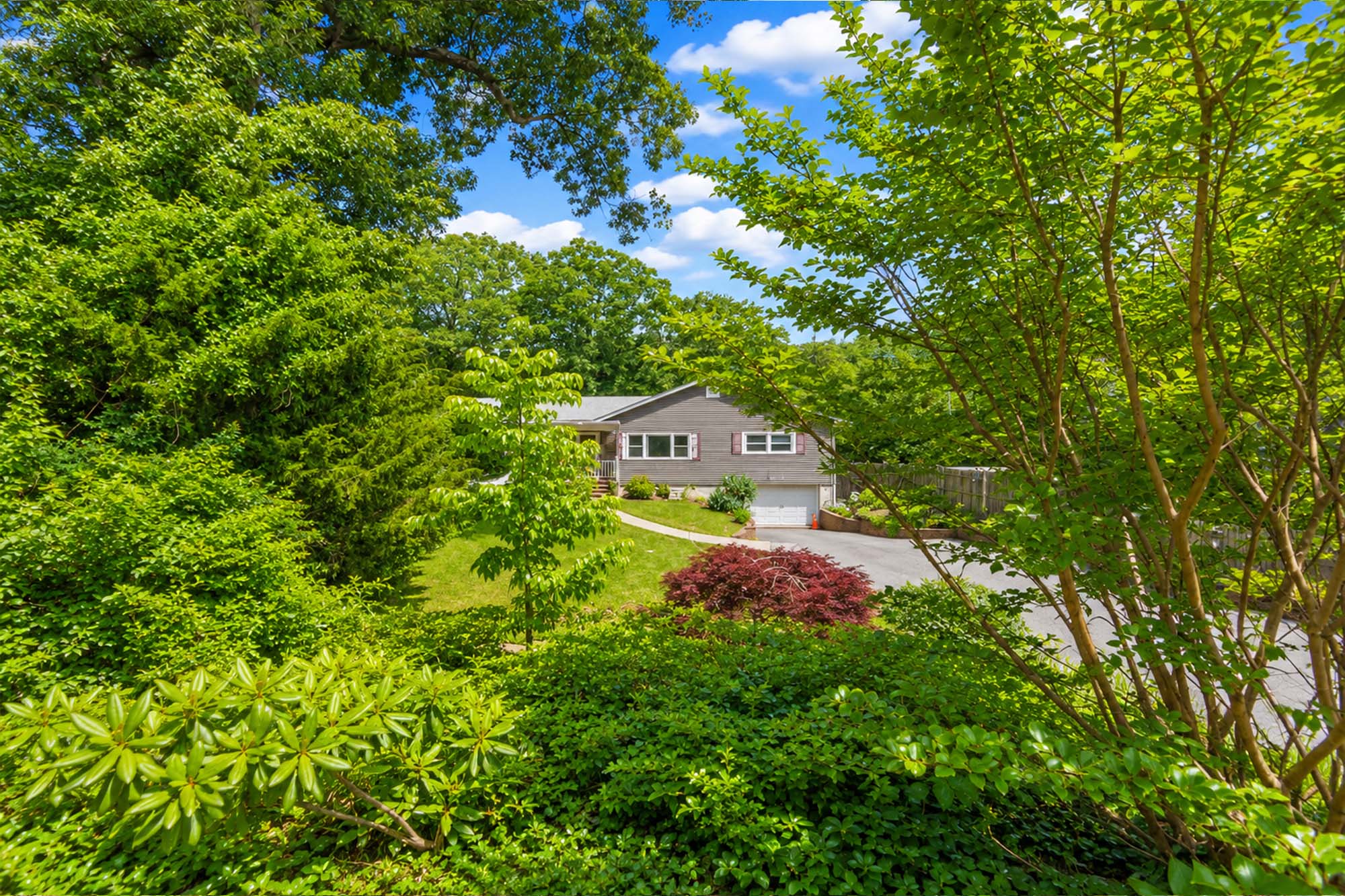 135 Skyline Lakes Drive 