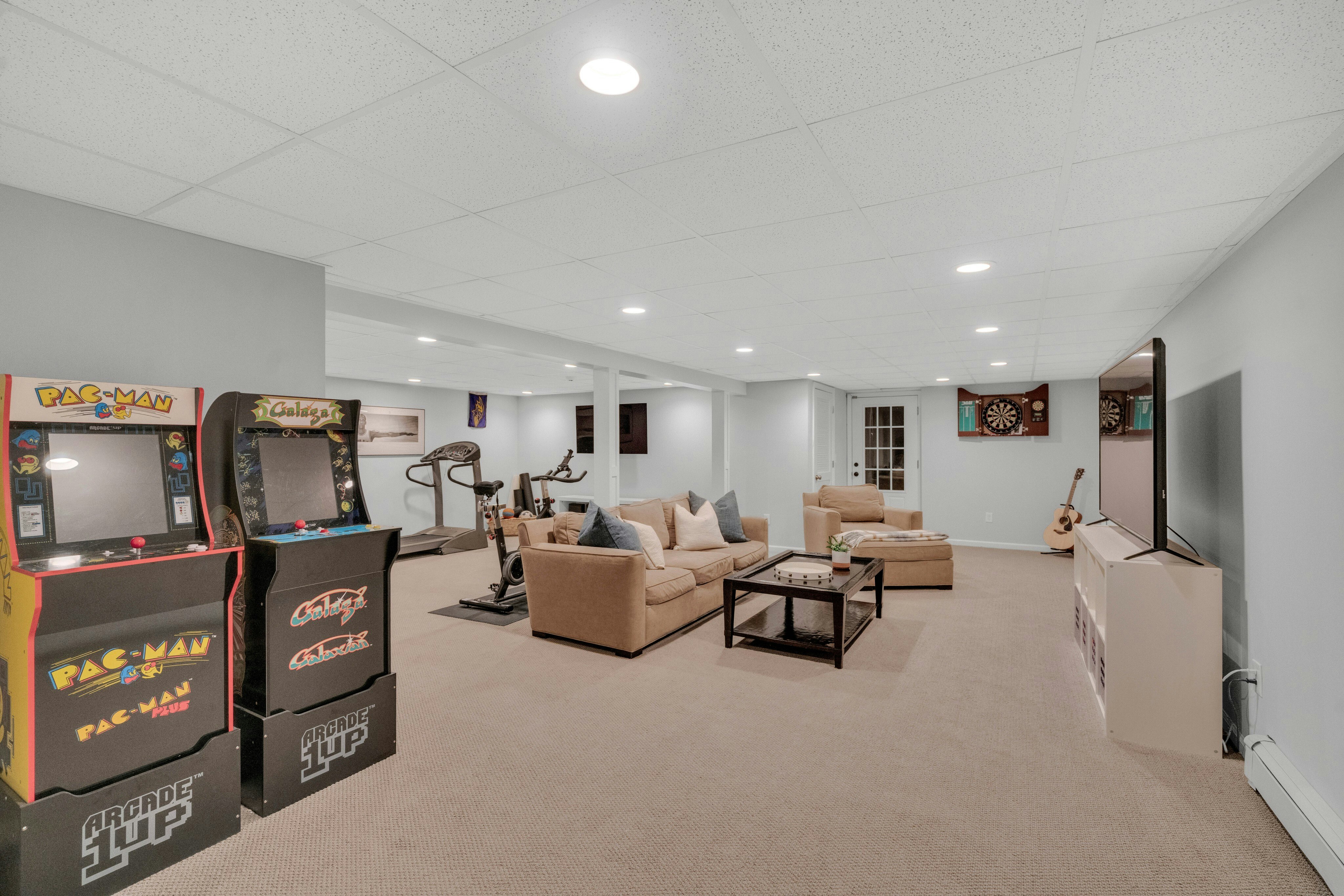 48 Hopper Farm Road 