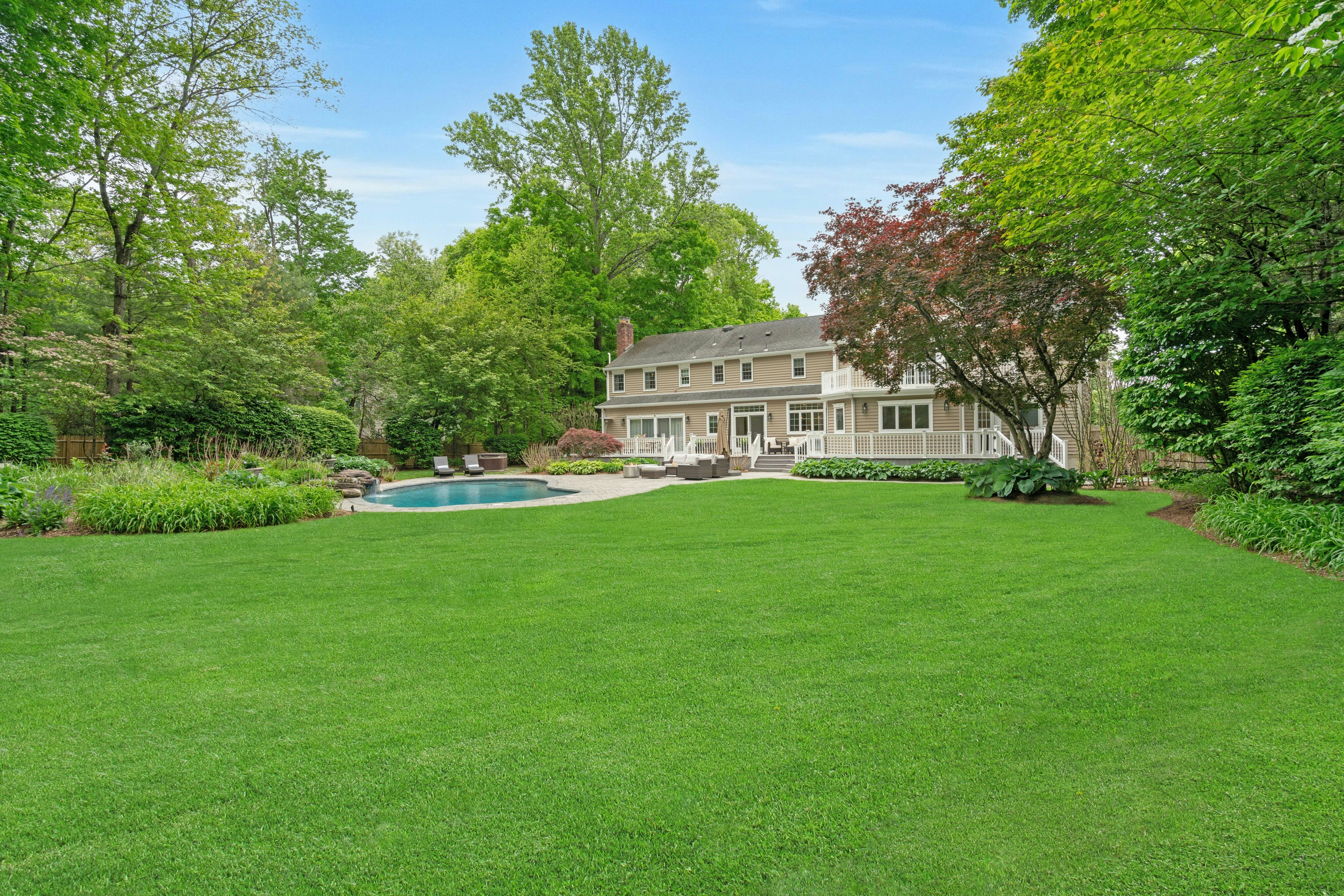 48 Hopper Farm Road 