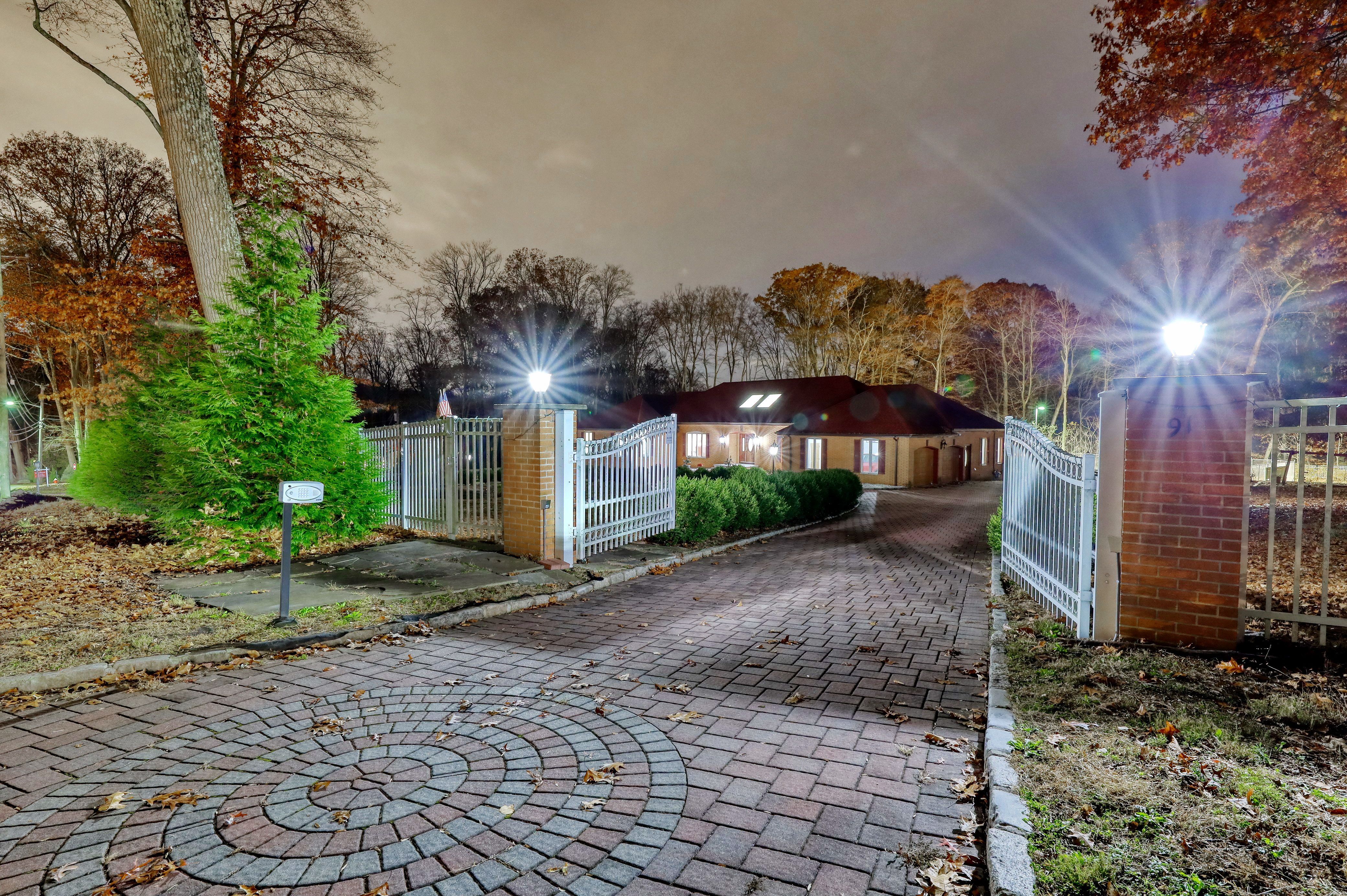 91 Chestnut Ridge Road 