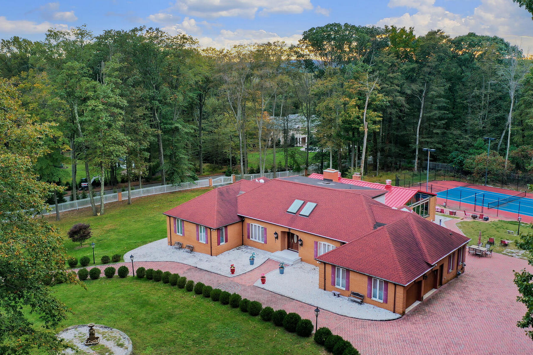 91 Chestnut Ridge Road 