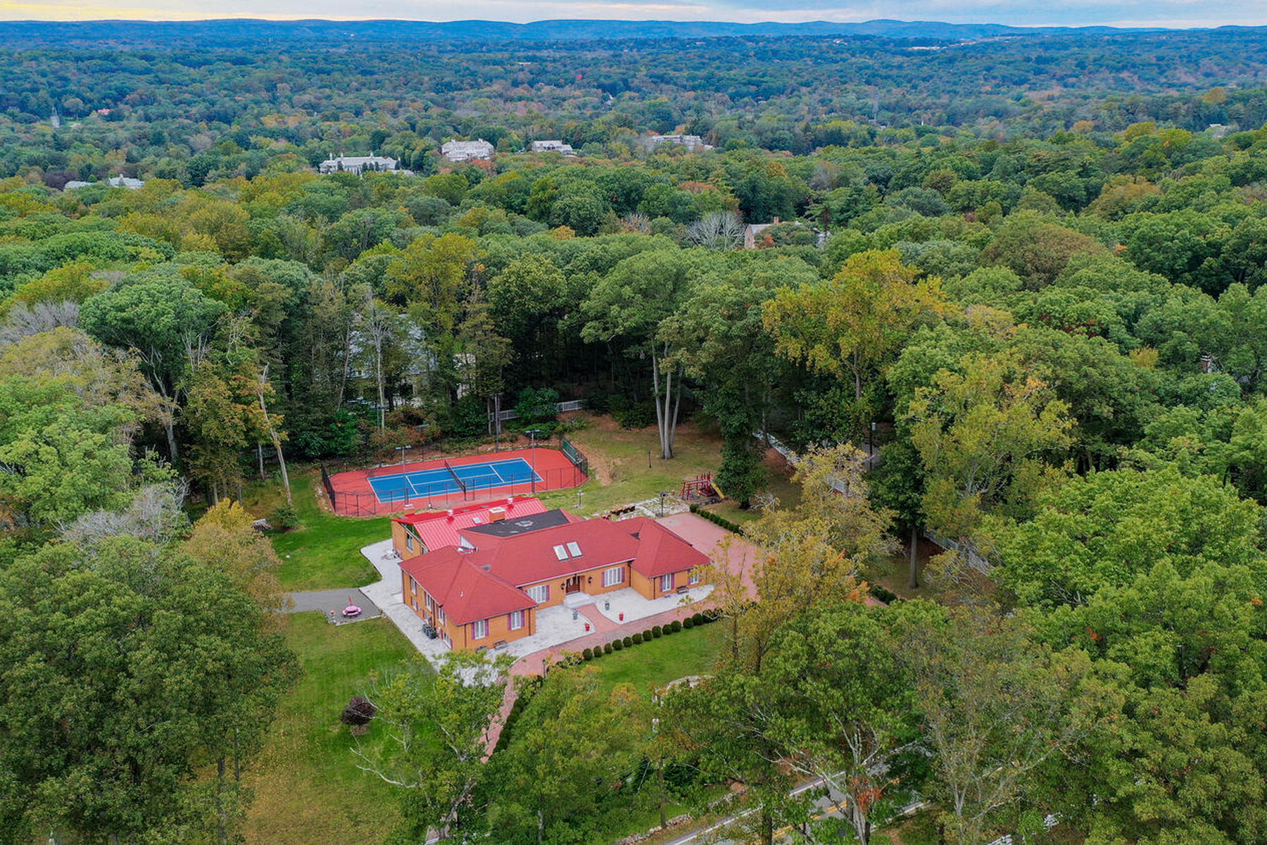 91 Chestnut Ridge Road 