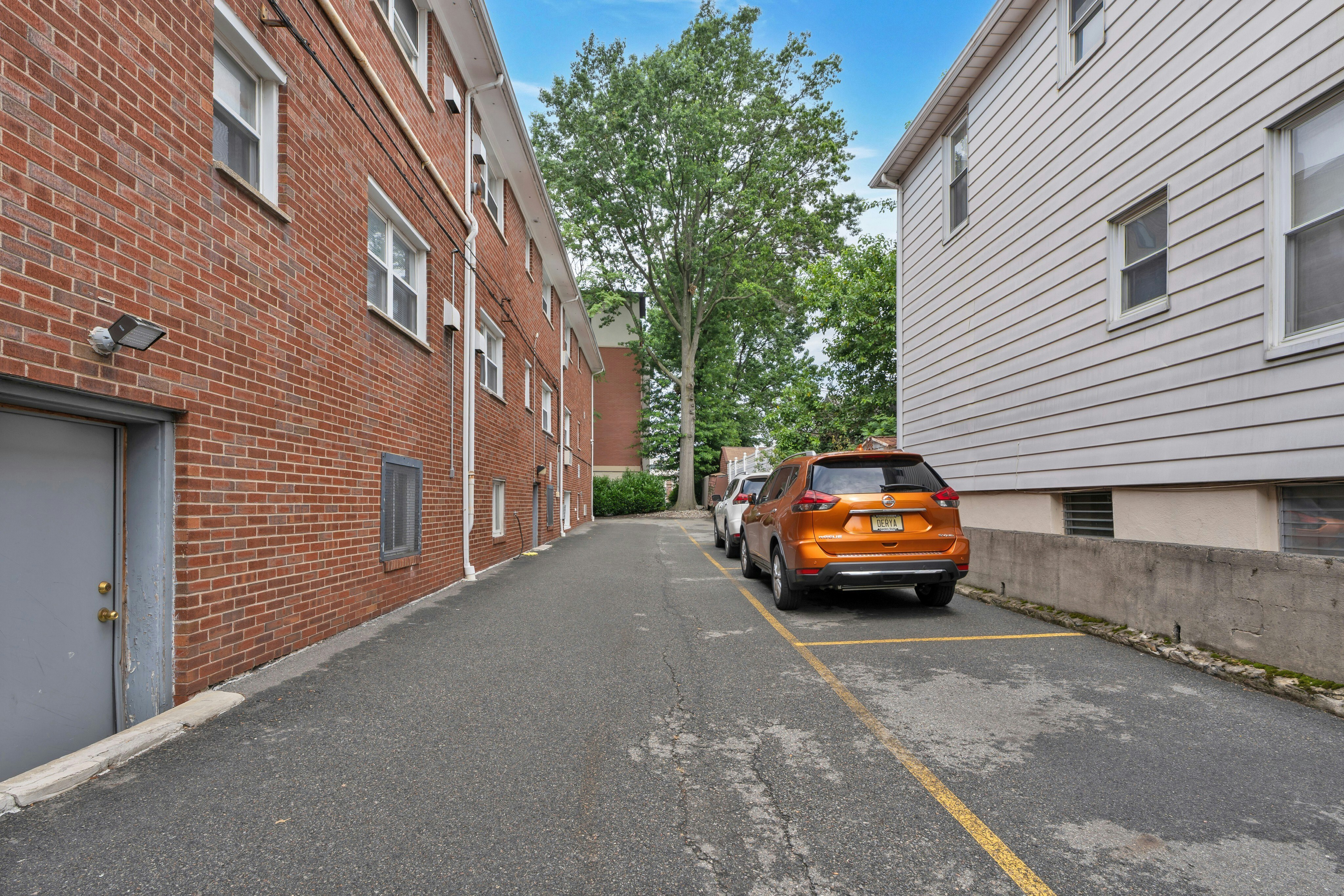 201 Oakdene Place #D1