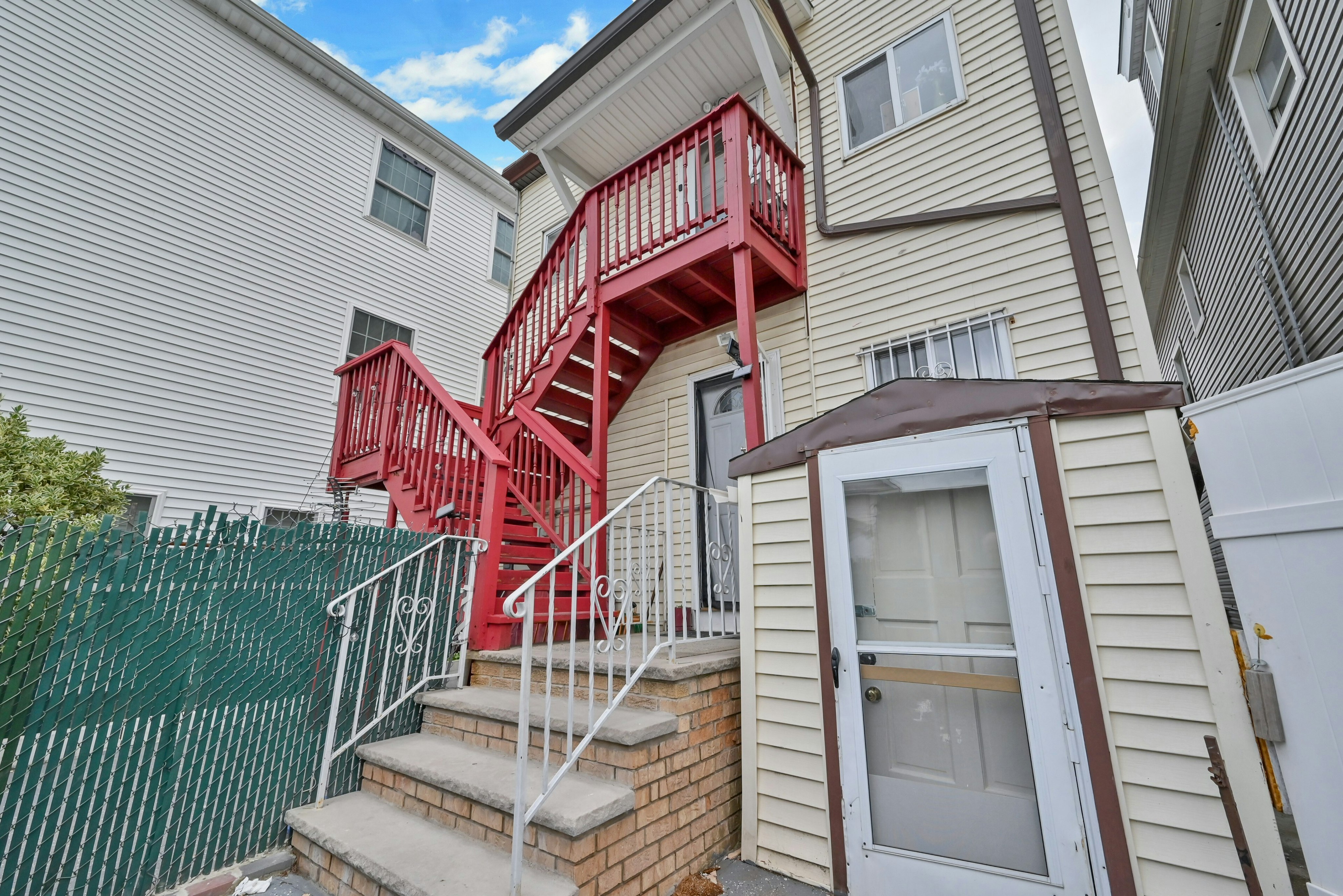 225 Palmer Street 