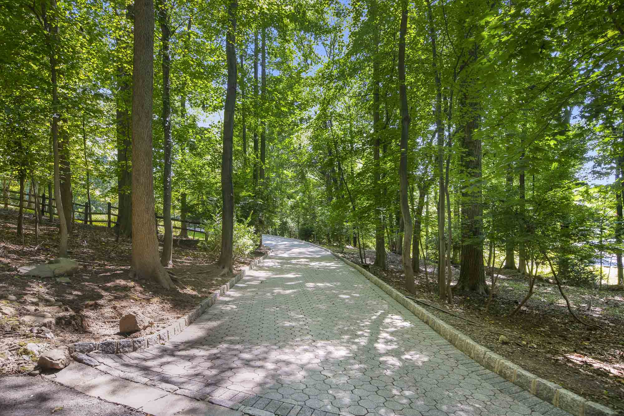 1 Lambs Lane