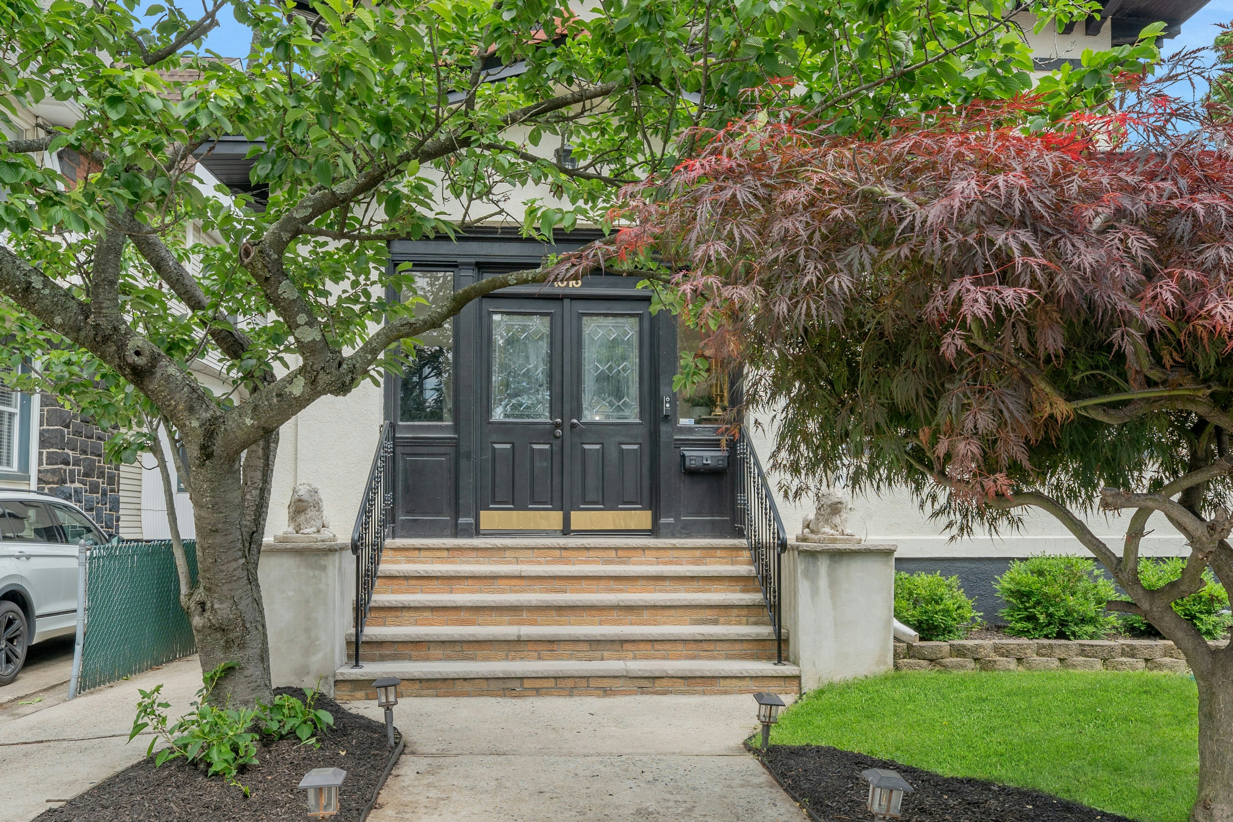1016 Abbott Boulevard 