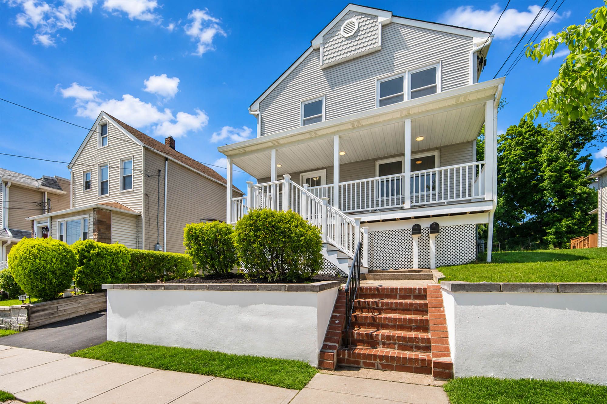 195 Van Winkle Street