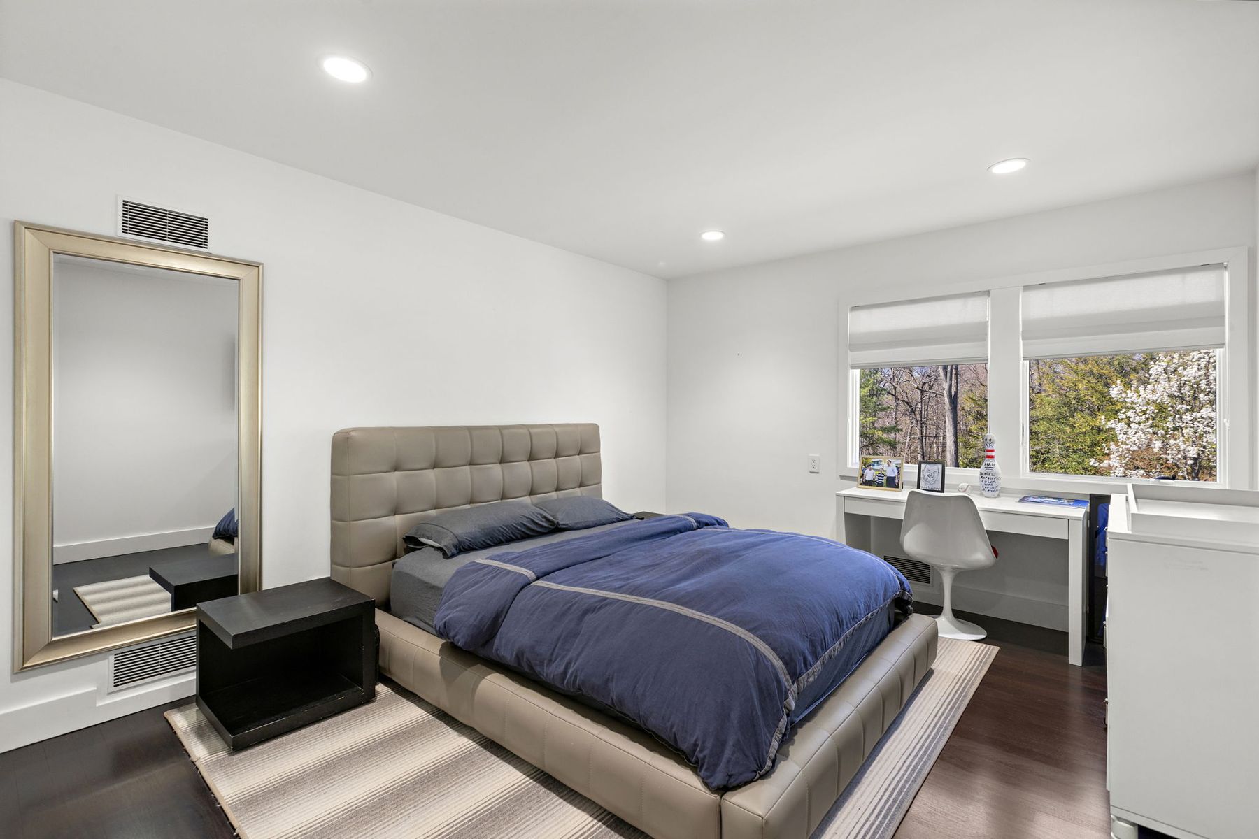 425 Highview