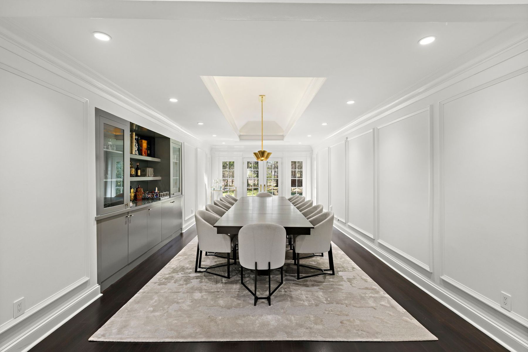 425 Highview