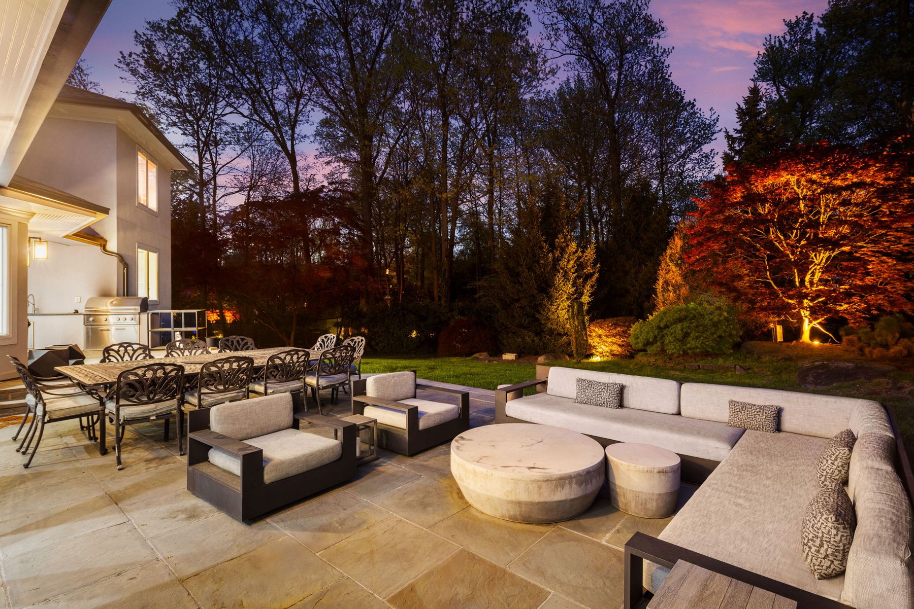 425 Highview