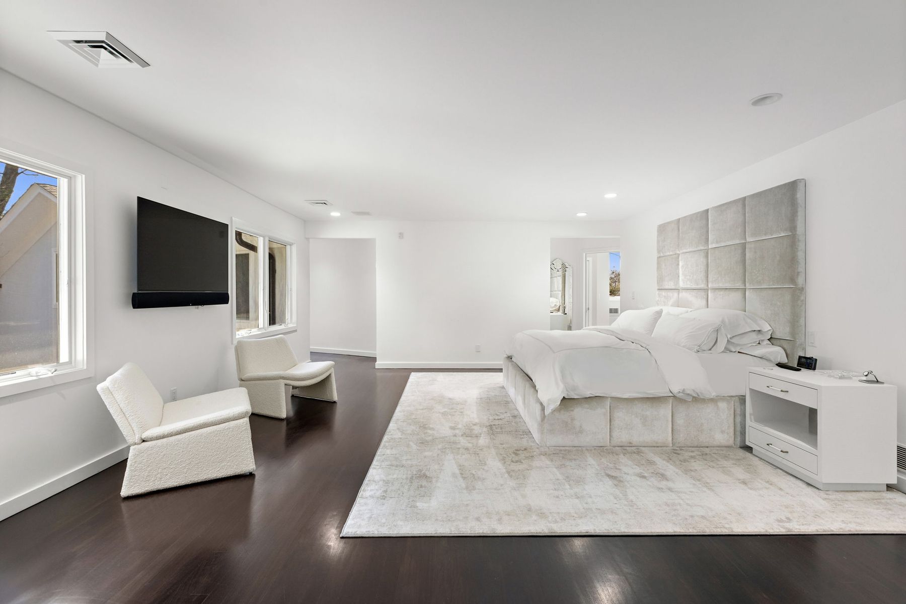 425 Highview