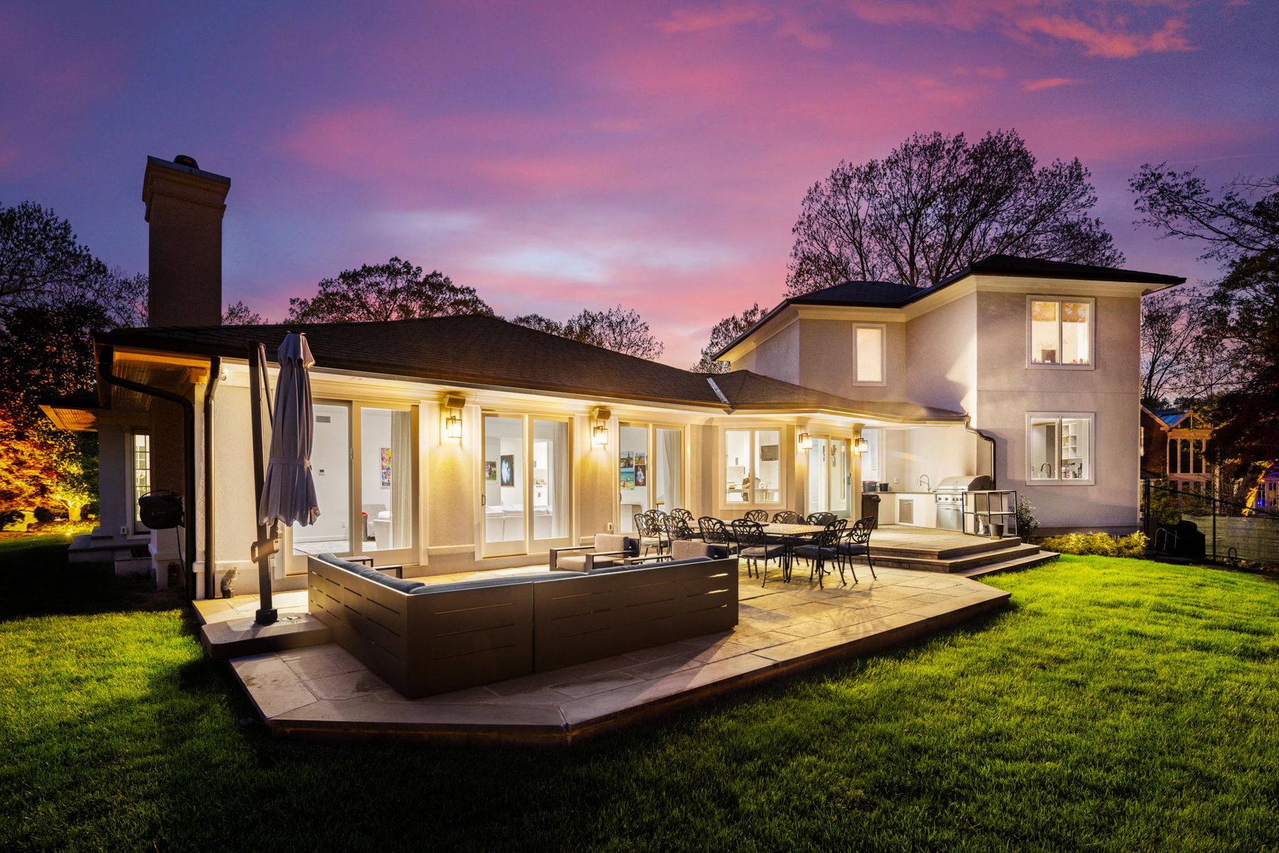 425 Highview