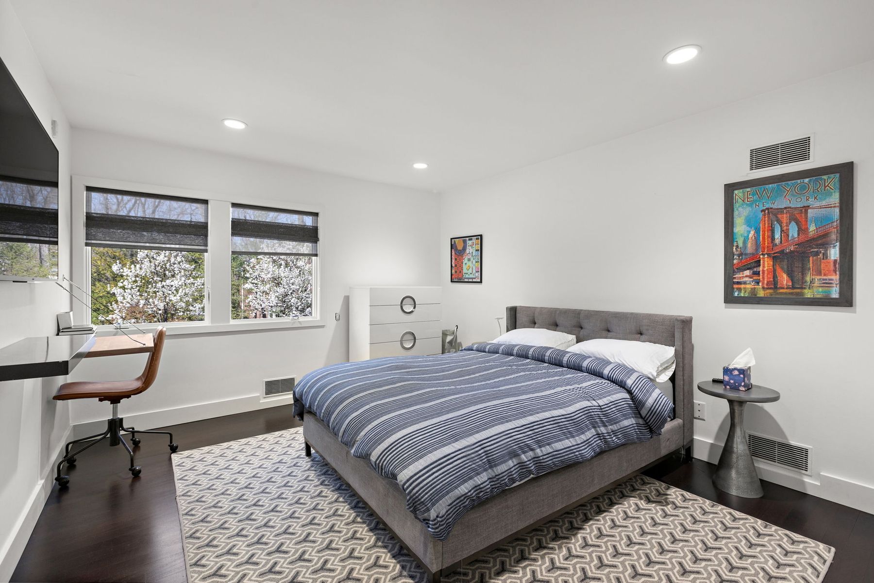 425 Highview
