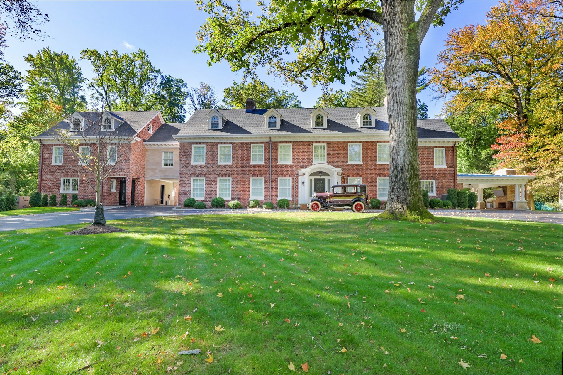 292 Maple