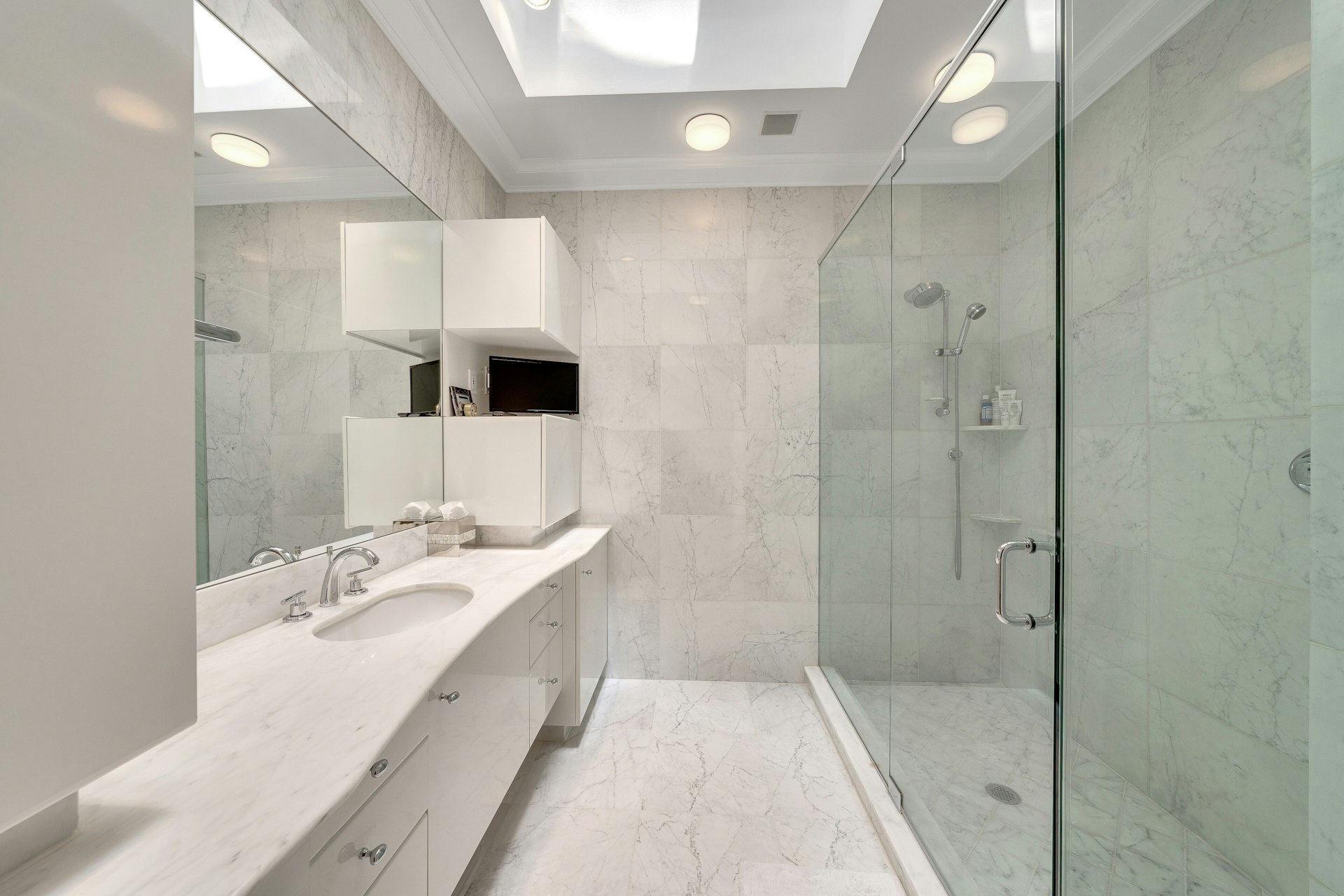4 Ascot Way 