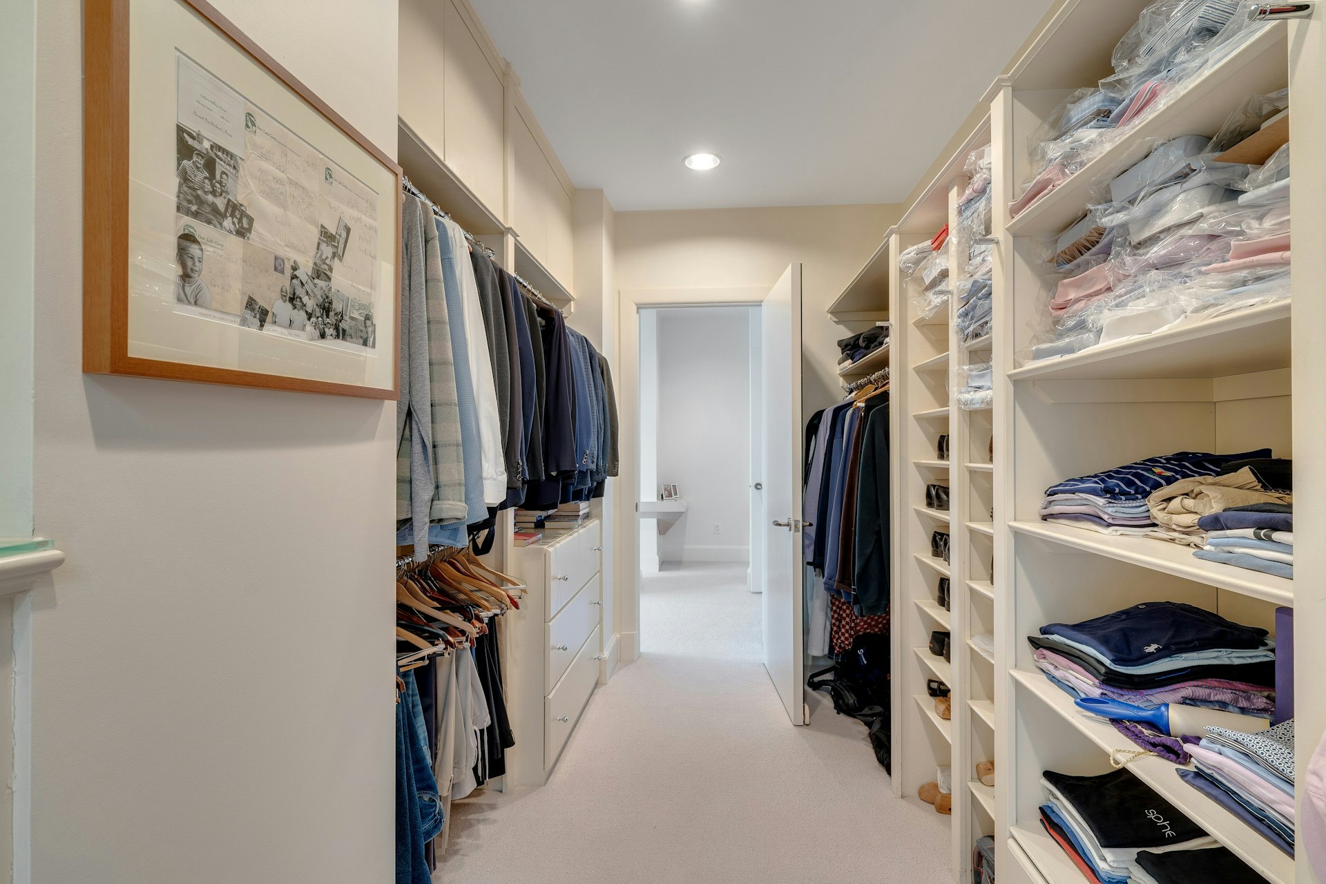 4 Ascot Way 