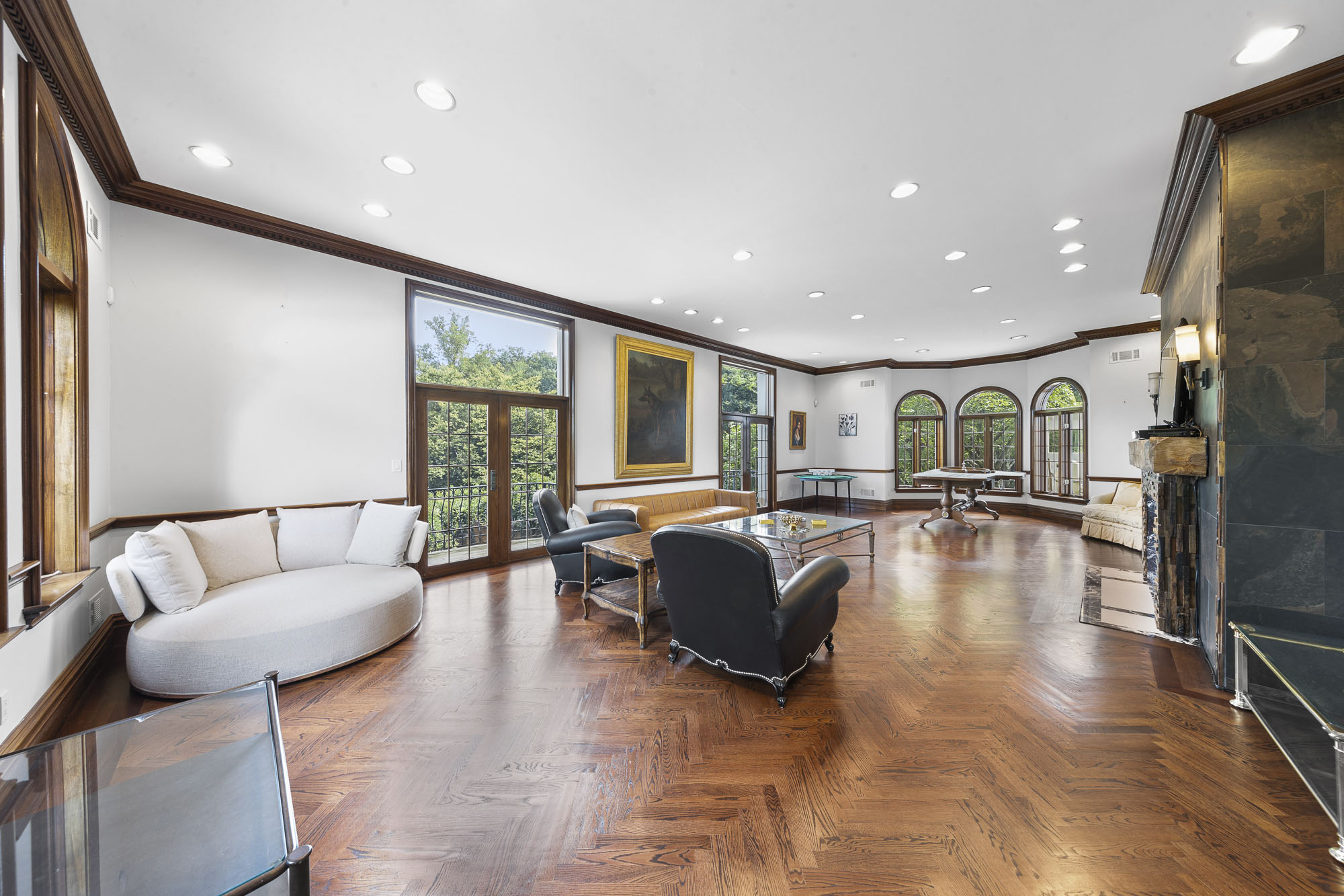 142 Hoover Drive