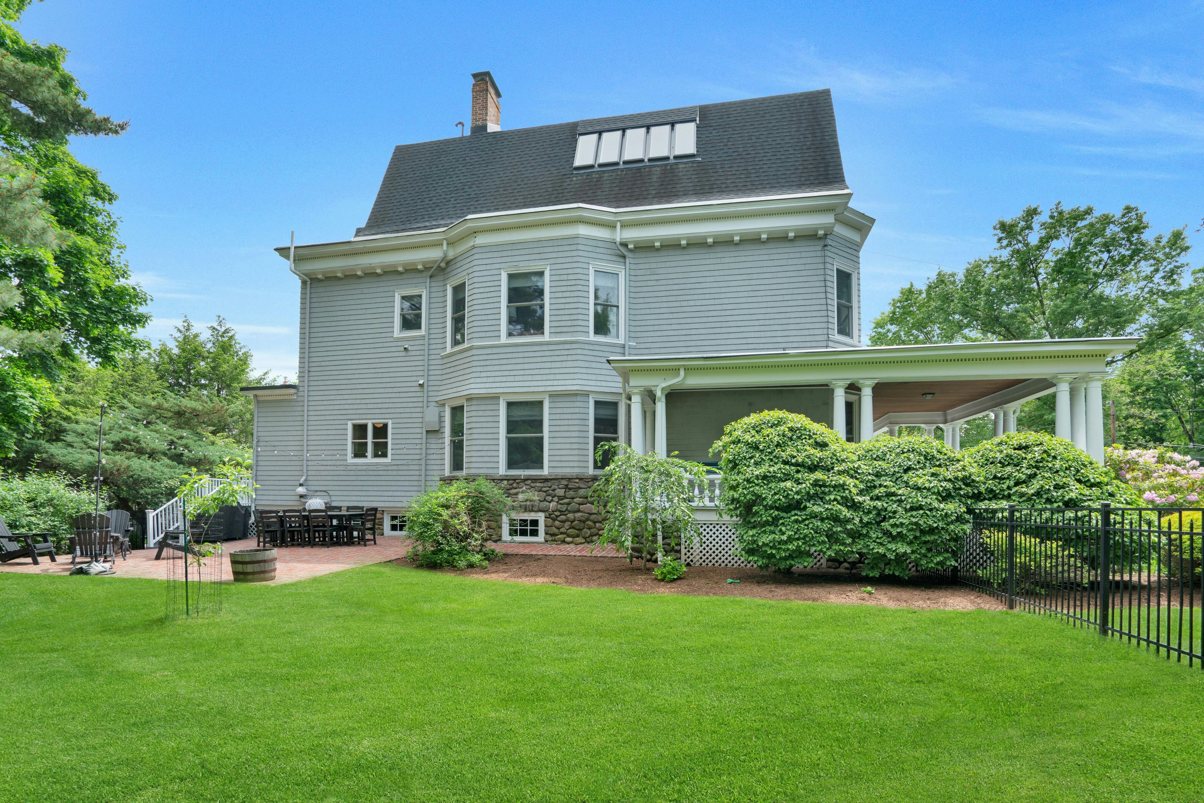 141 West End Avenue 