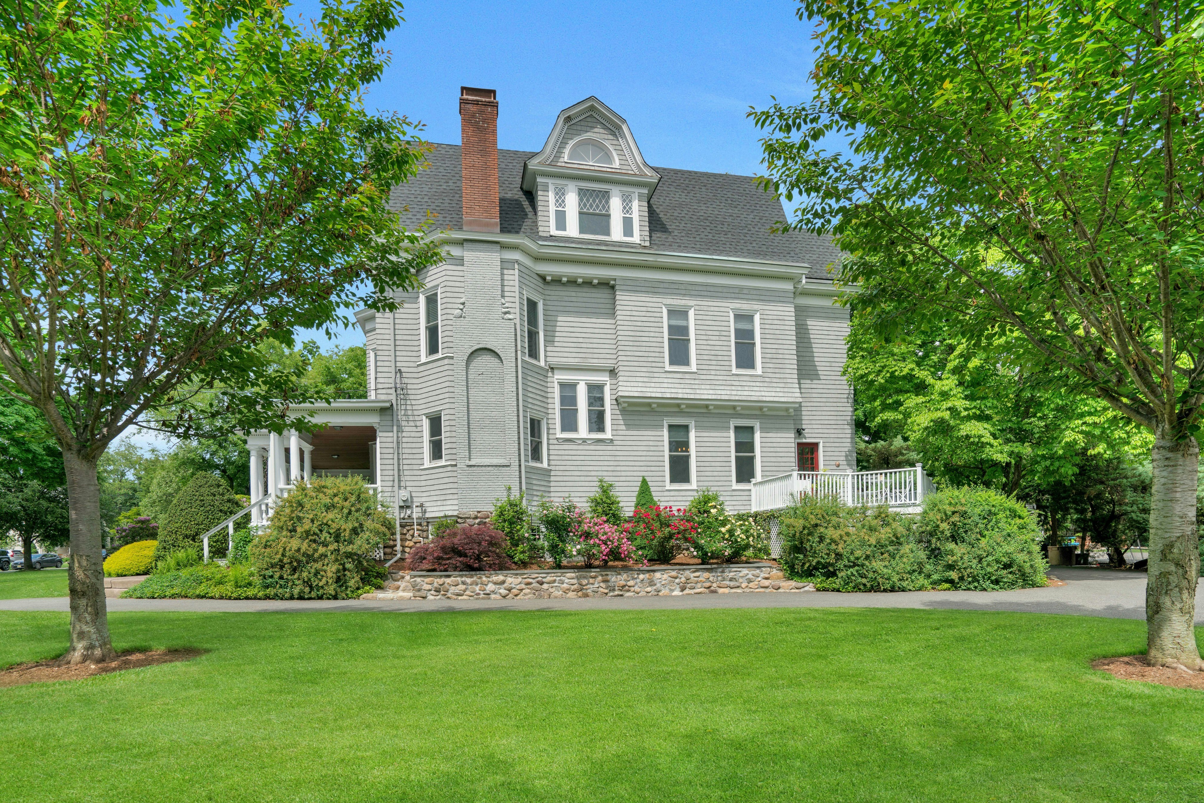 141 West End Avenue 