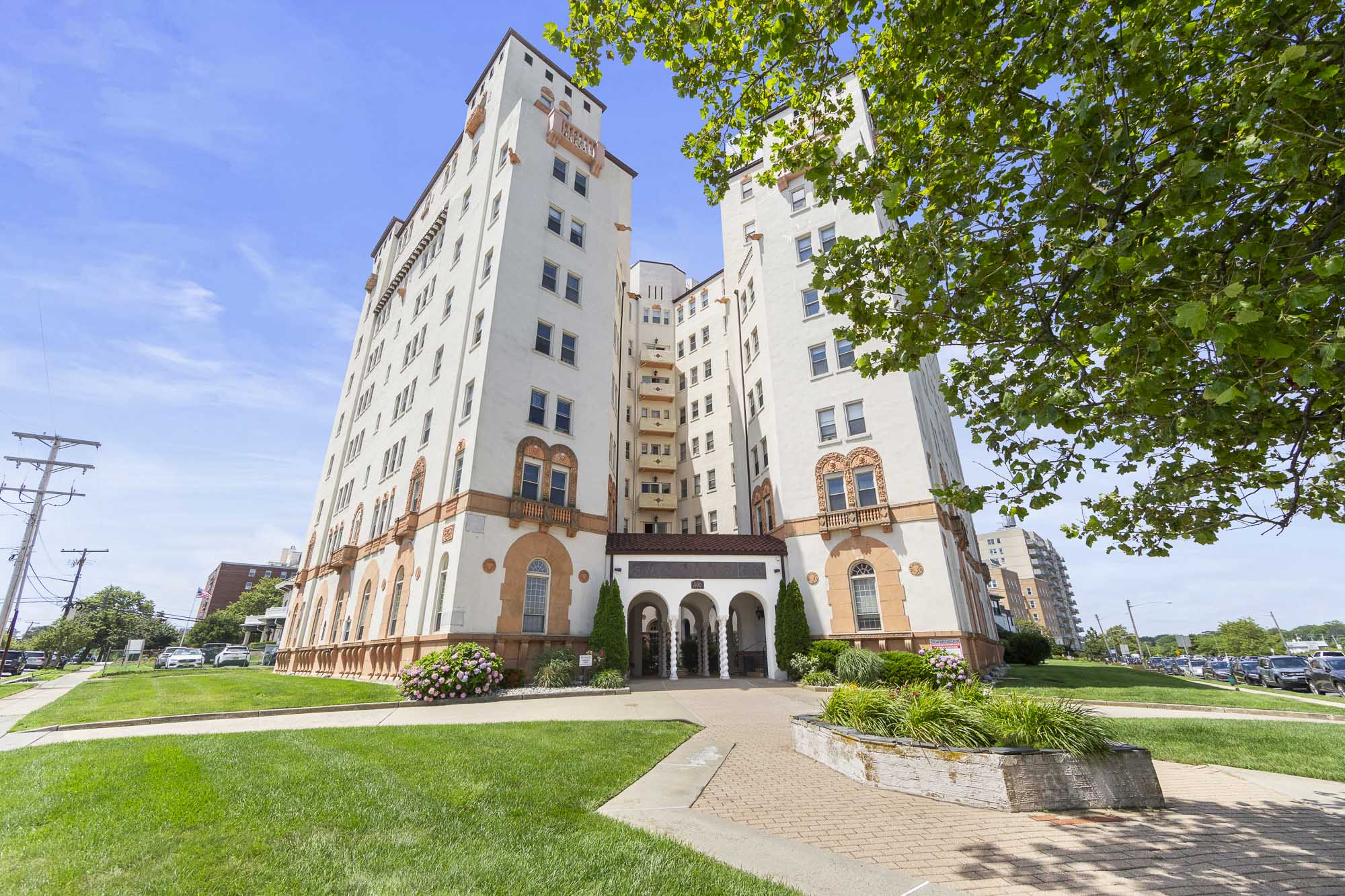400 Deal Lake Unit# 7H
