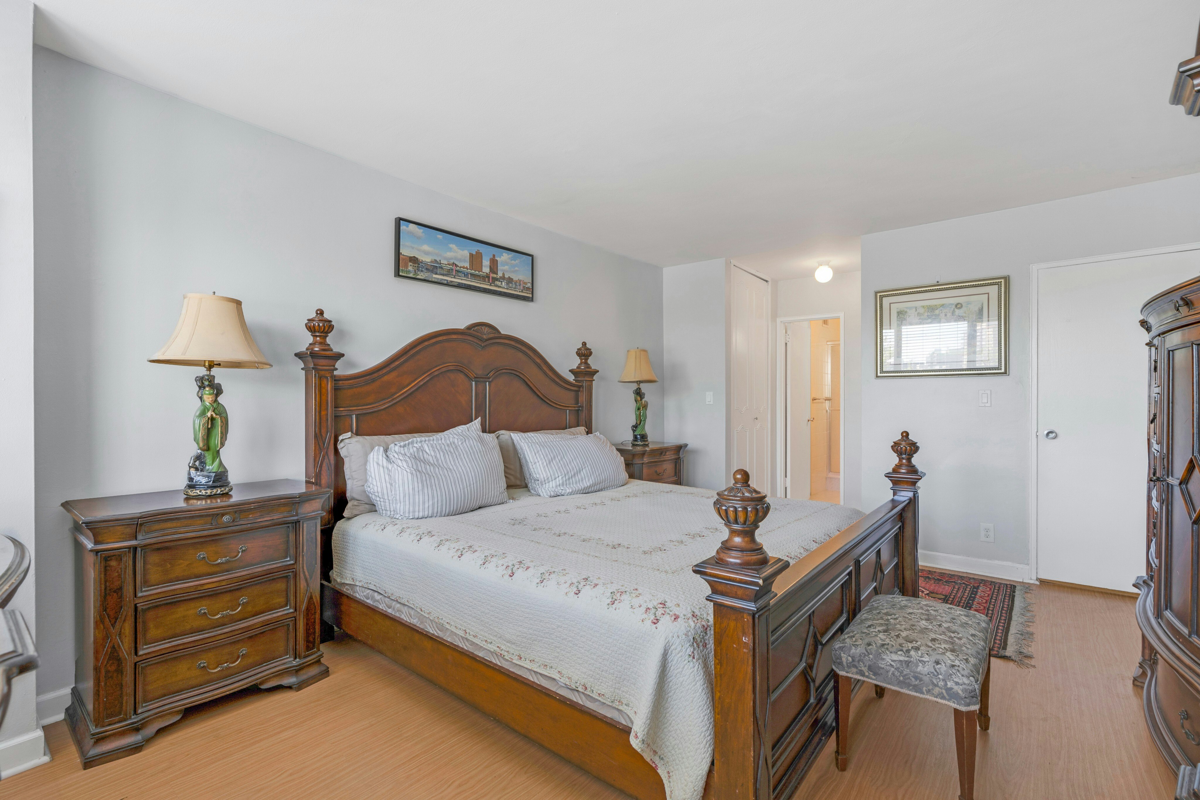 2100 Linwood Avenue #3S