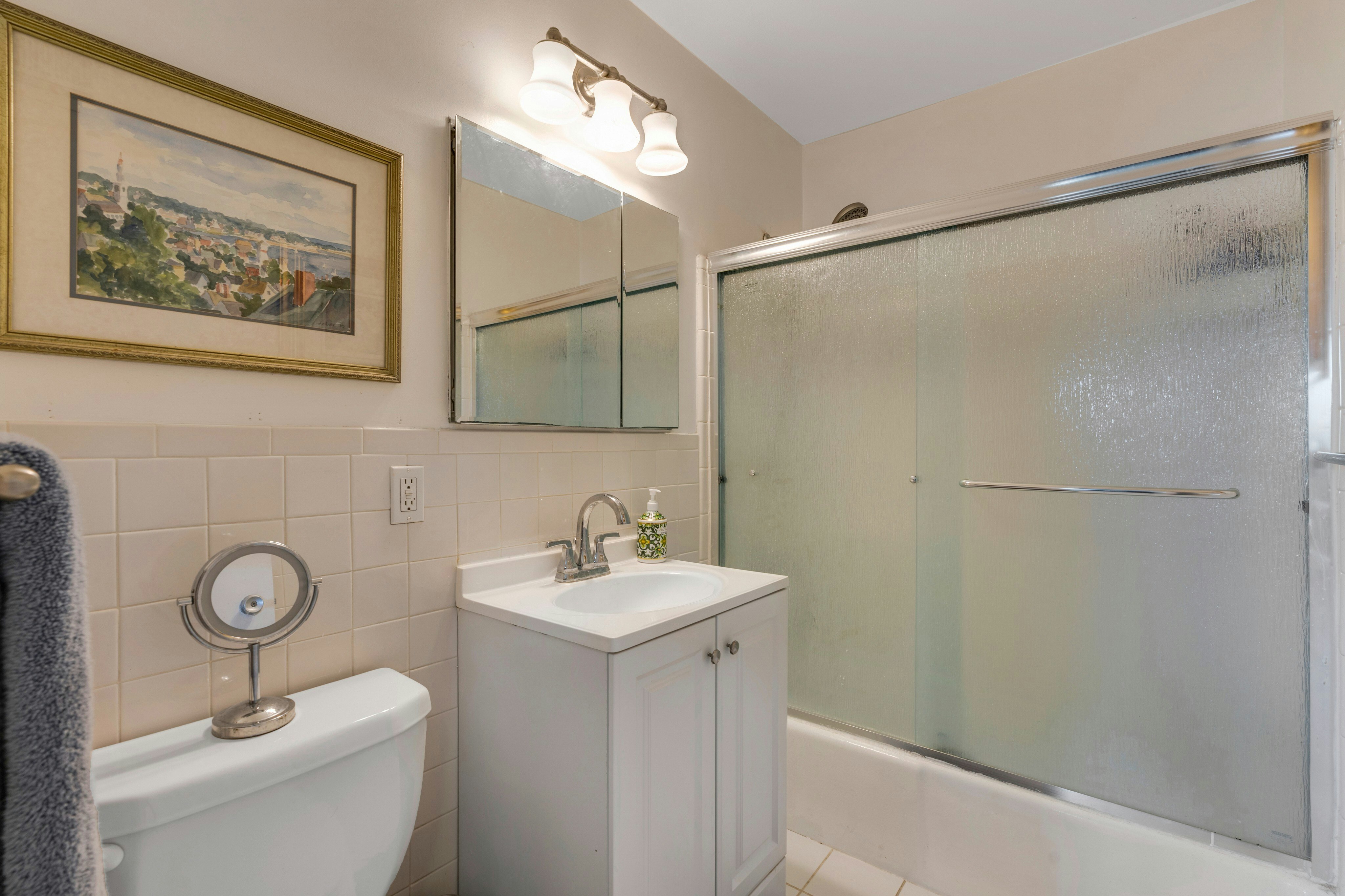 2100 Linwood Avenue #3S