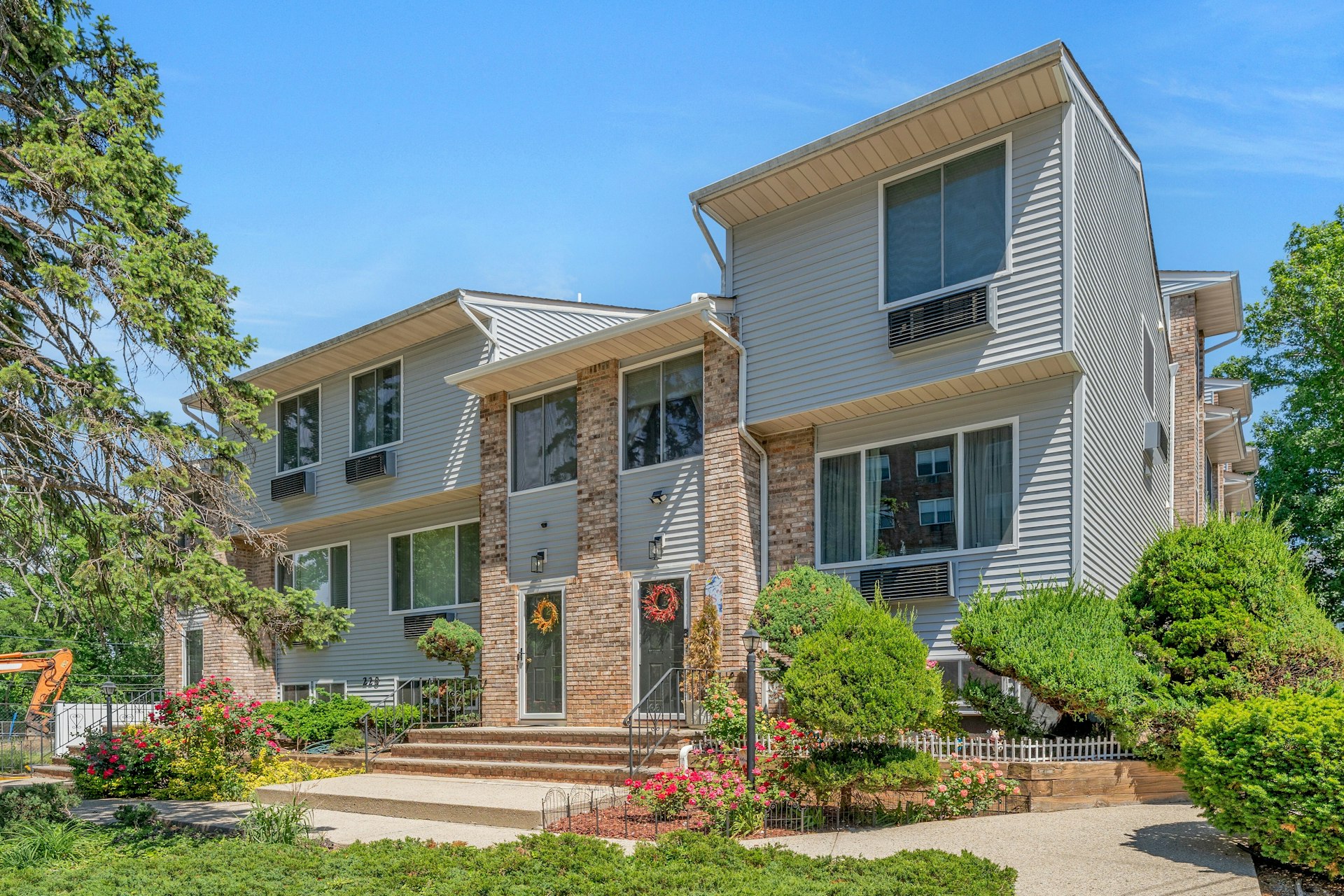 228 Johnson Unit# 5