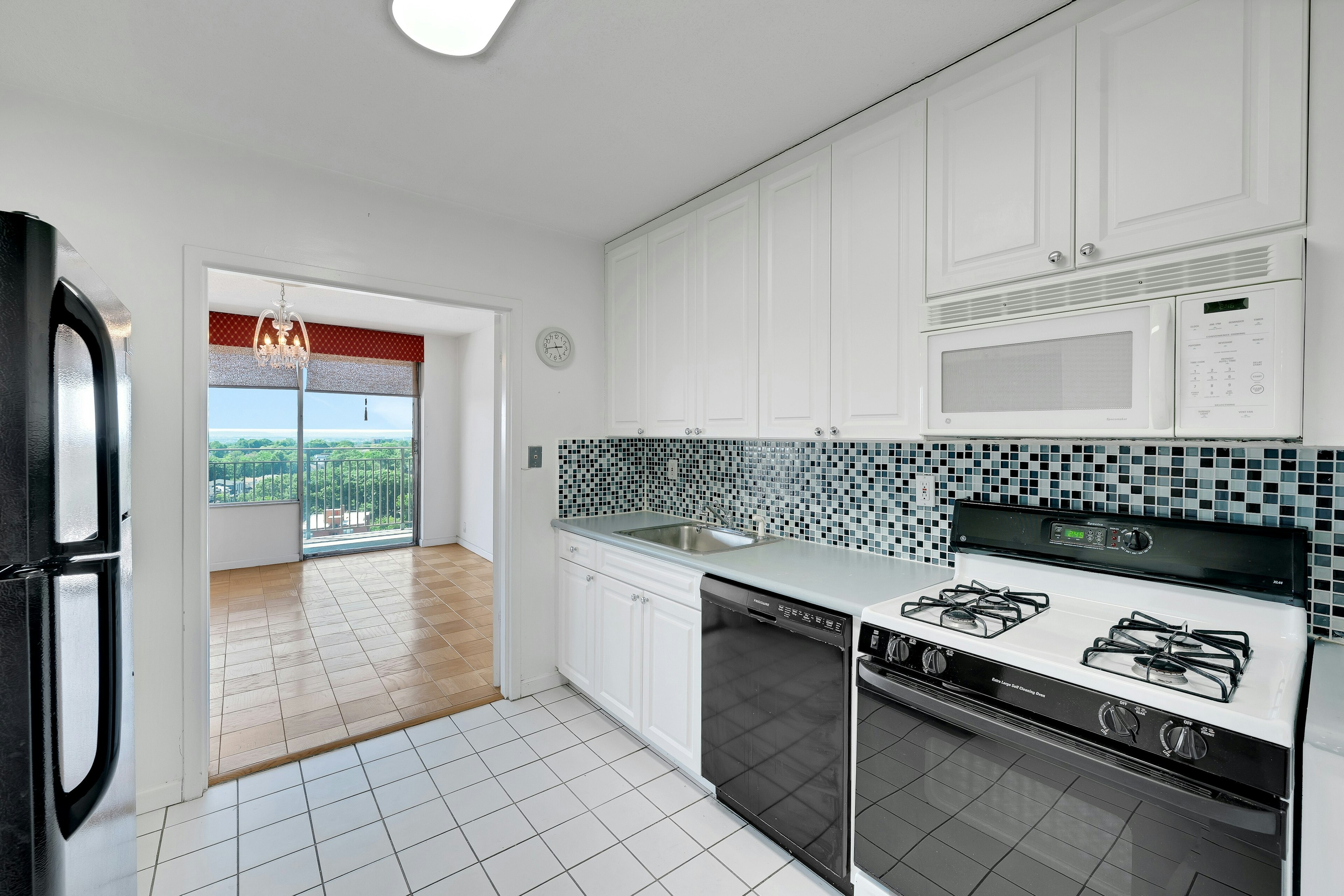 1530 Palisade Avenue #15N