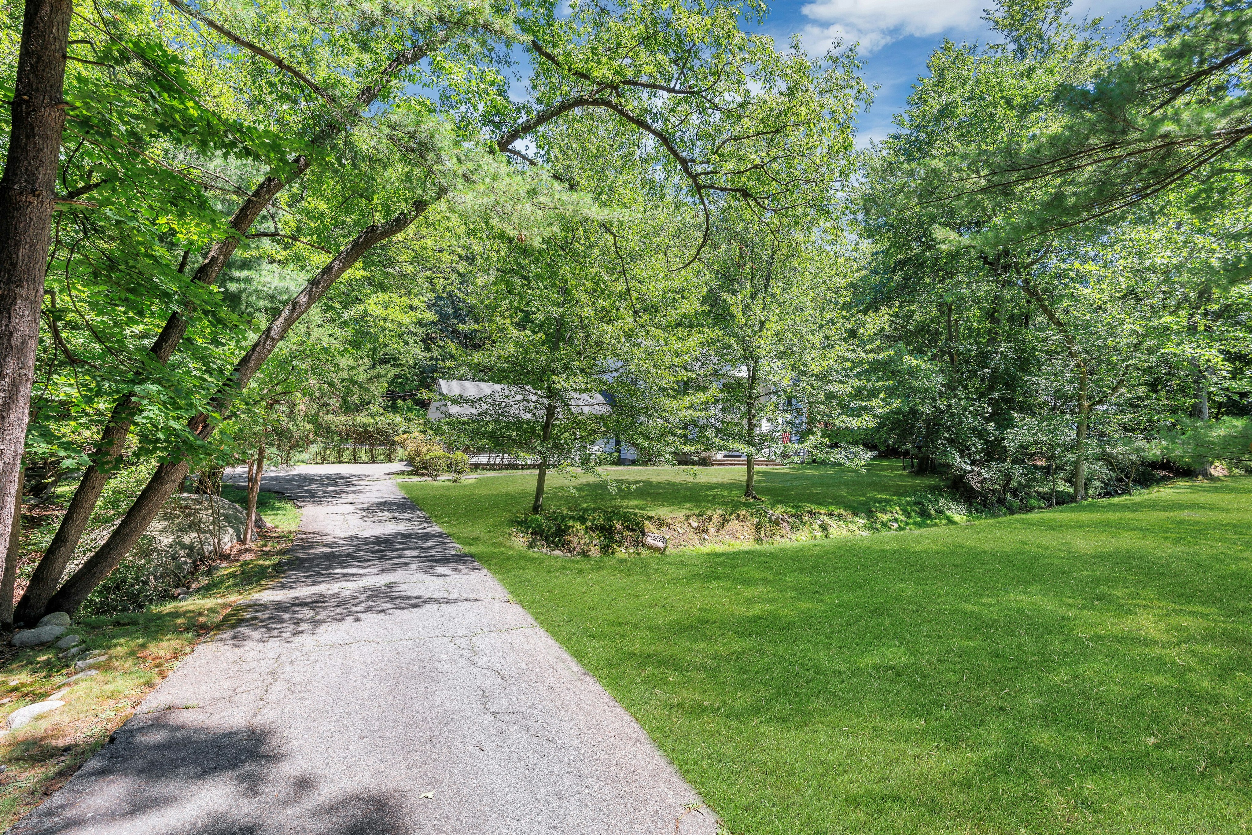 621 Winding Hollow Drive 