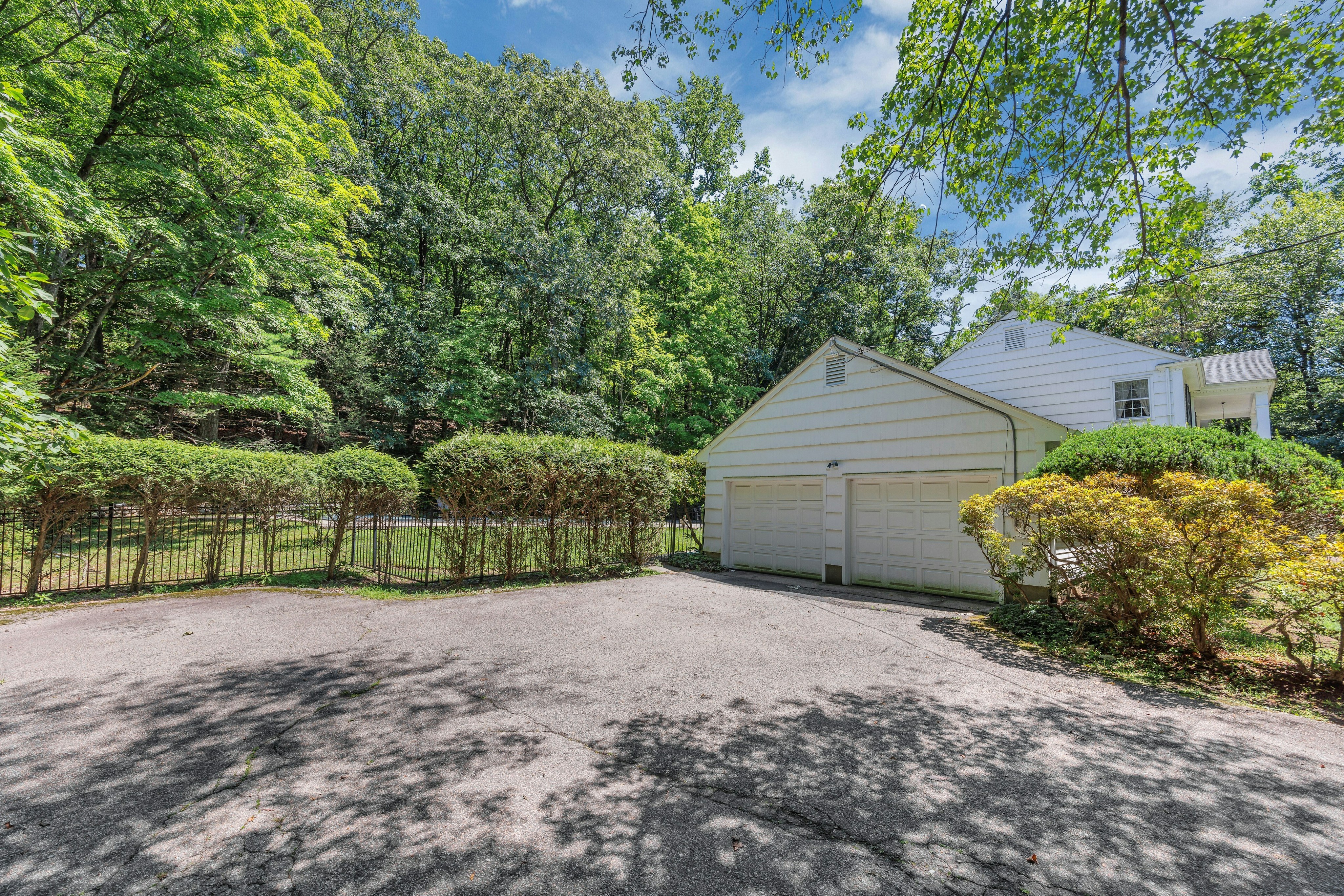 621 Winding Hollow Drive 
