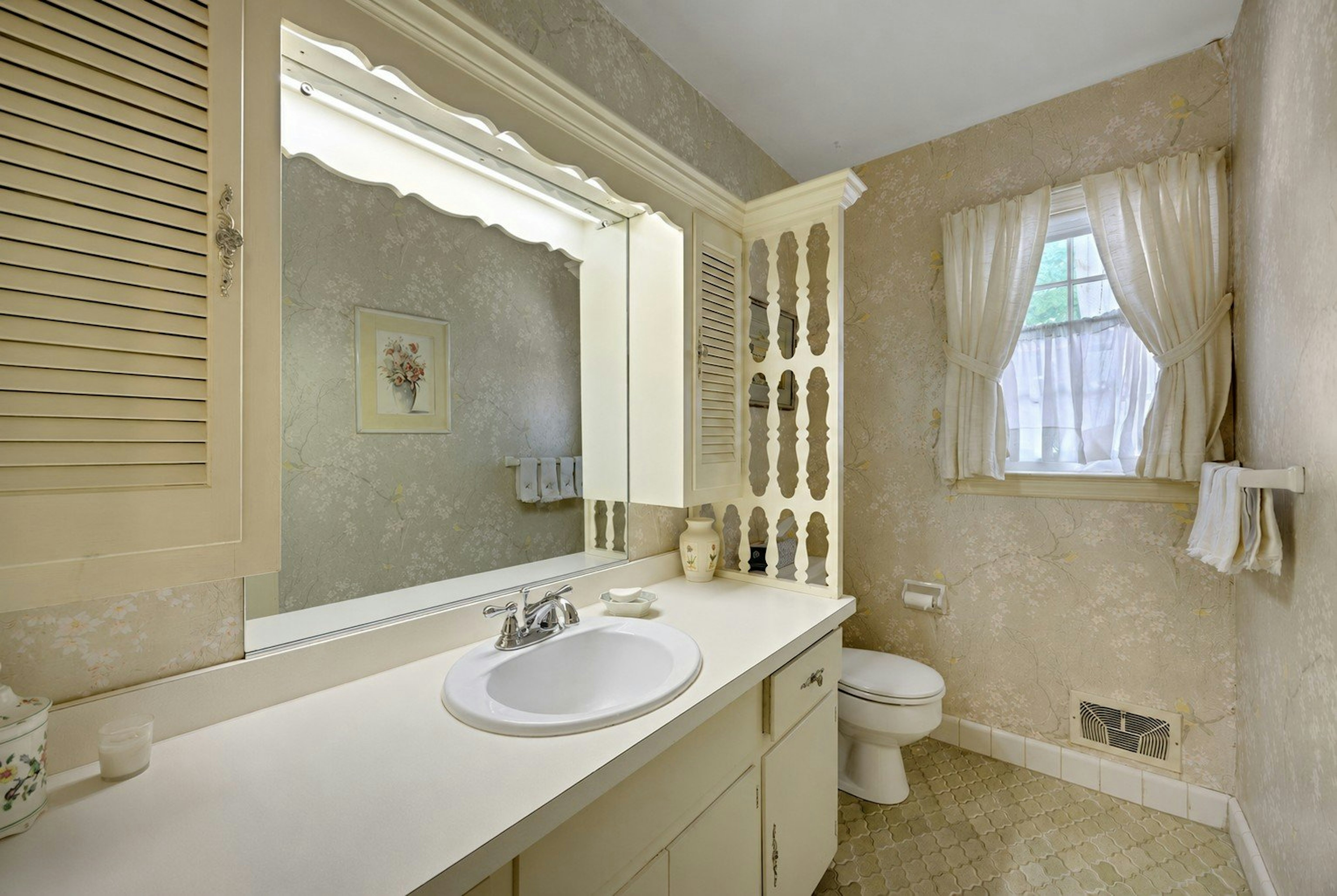 621 Winding Hollow Drive 