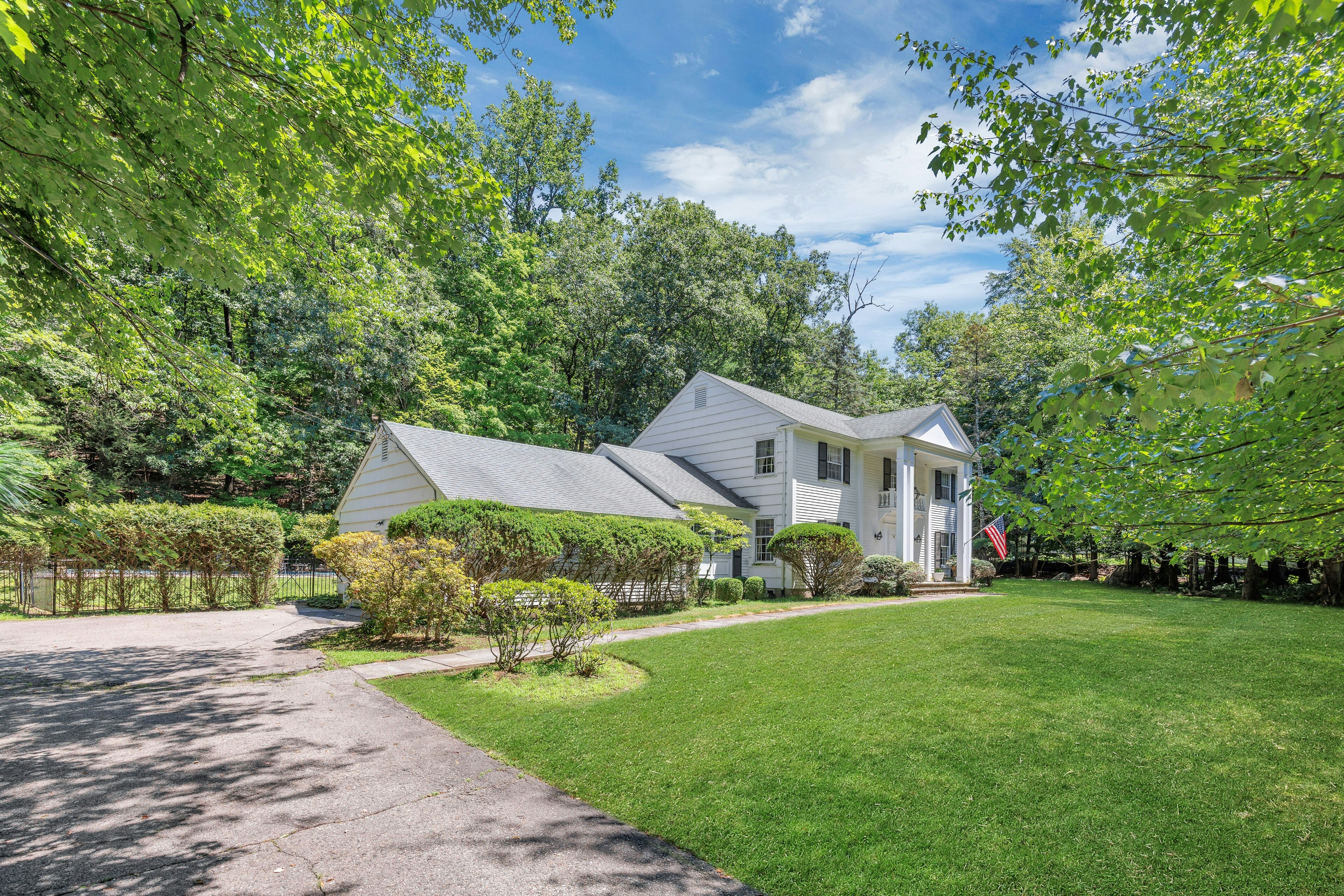 621 Winding Hollow Drive 