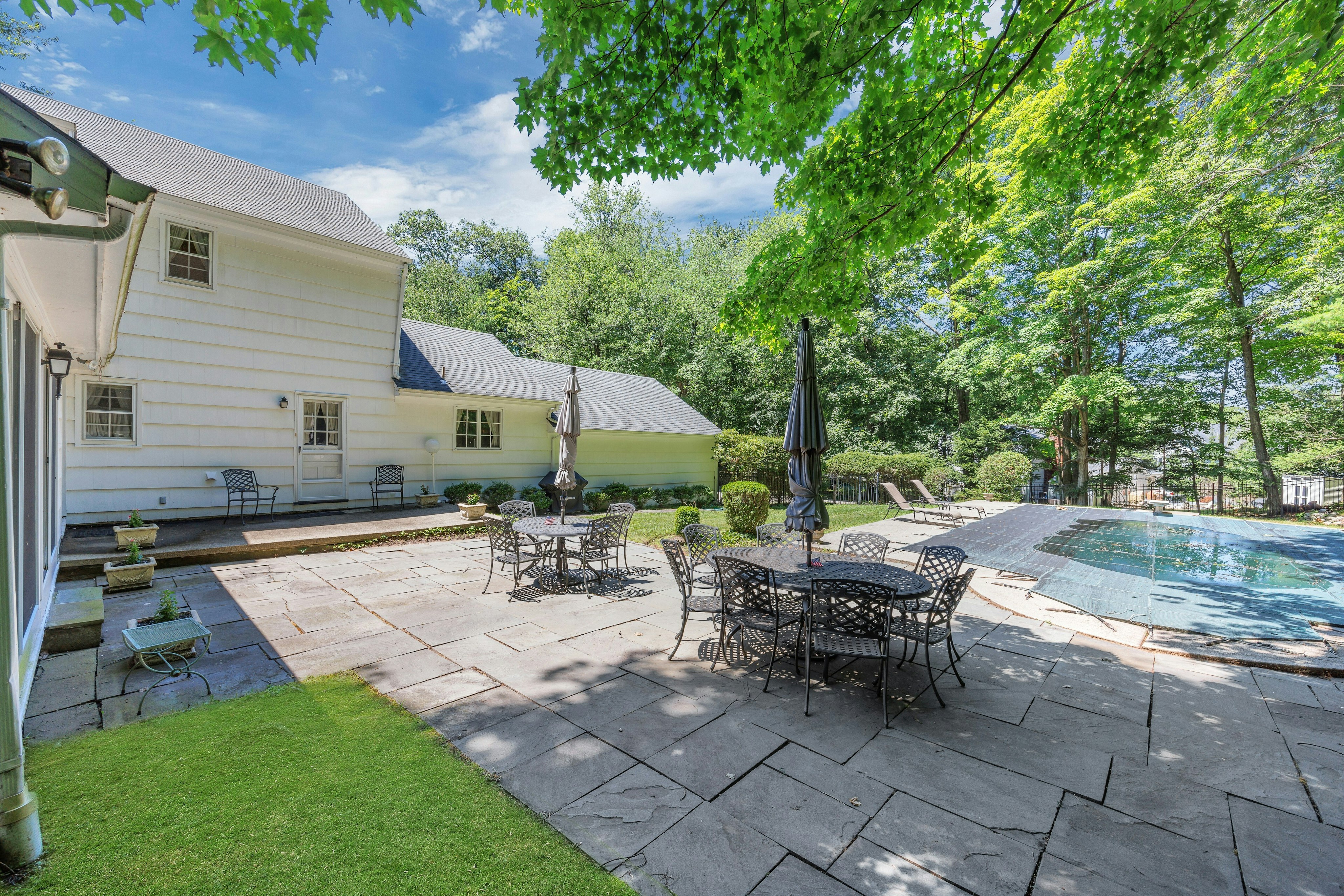 621 Winding Hollow Drive 