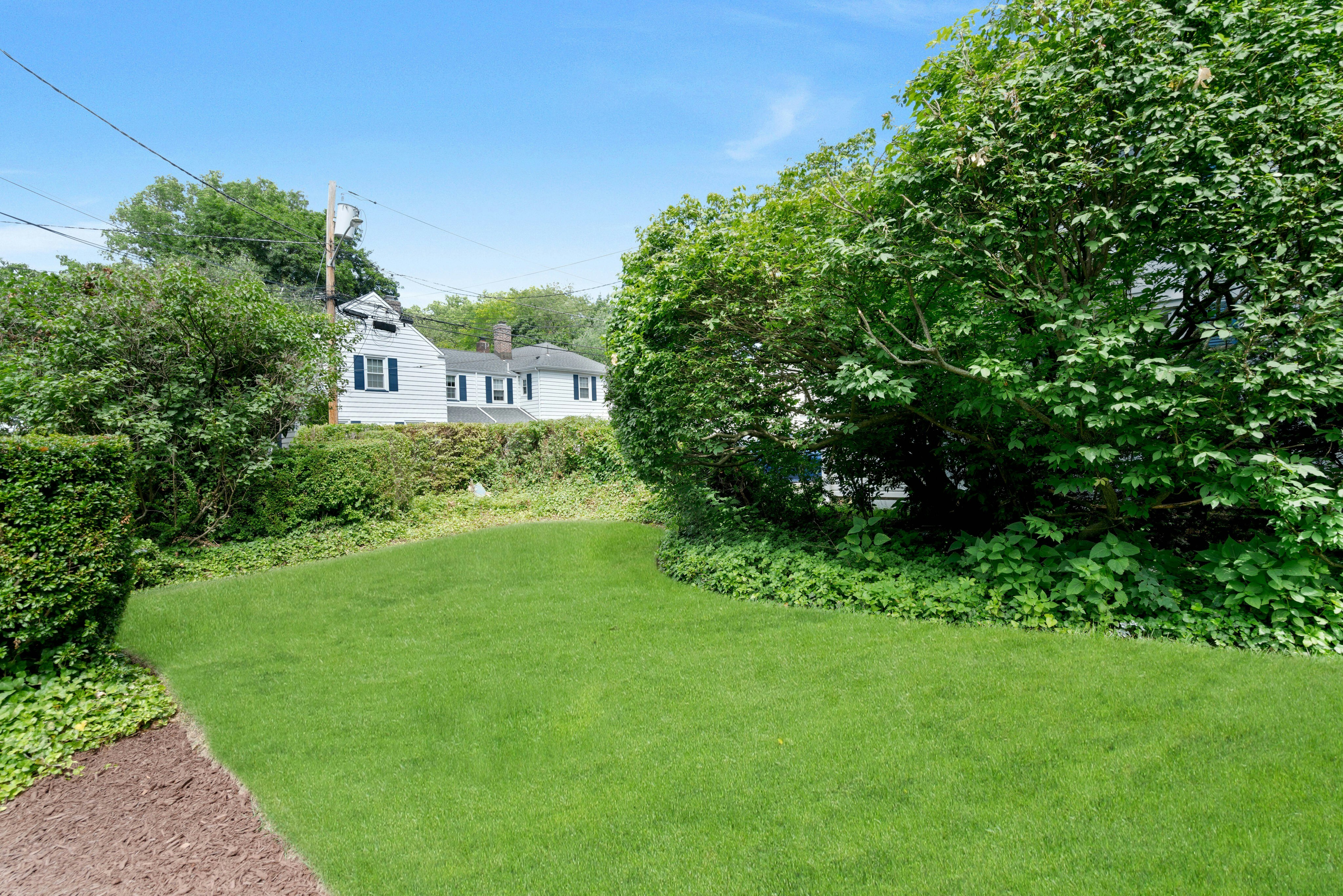 12 Bancroft Place 