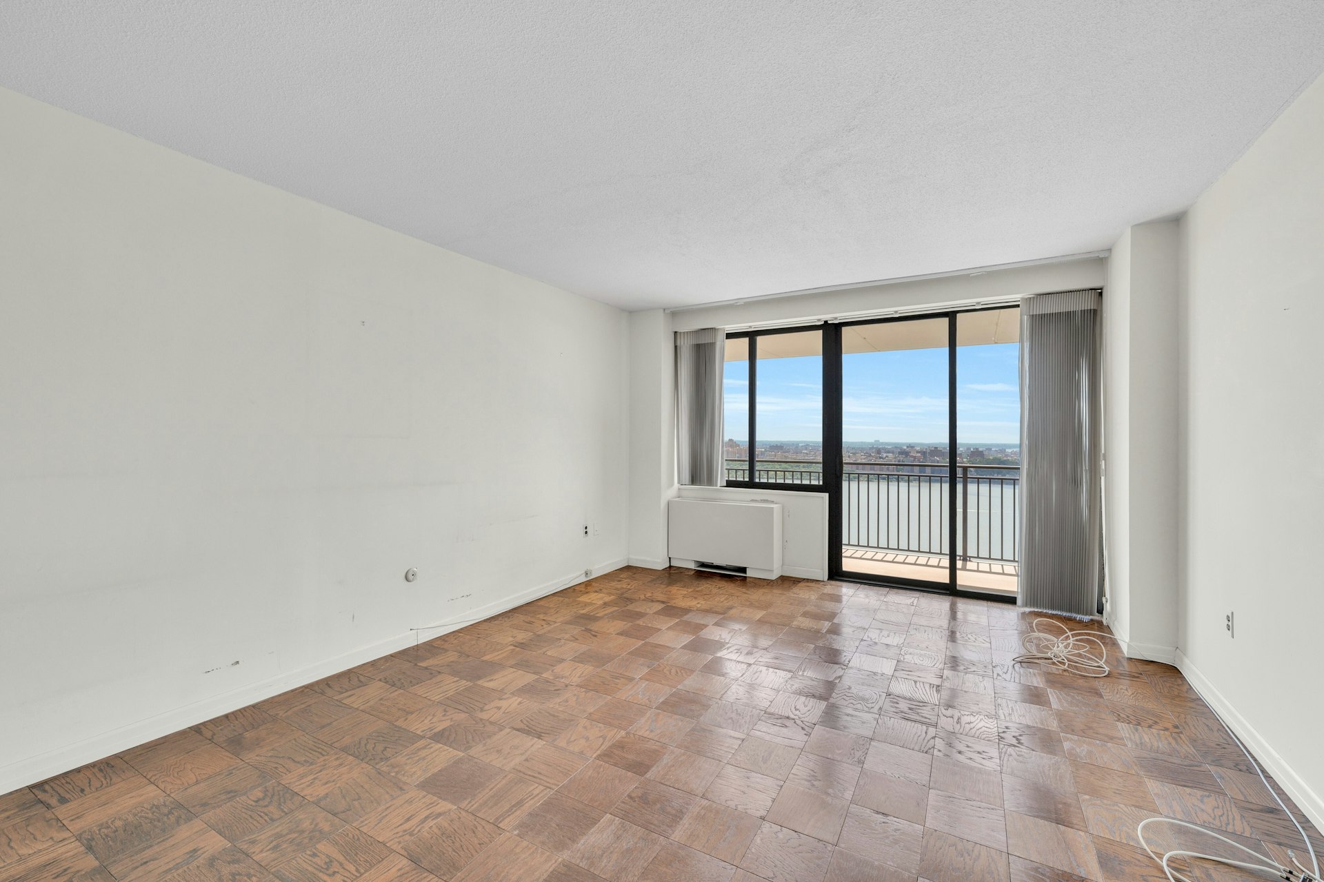 1500 Palisade Avenue #23E