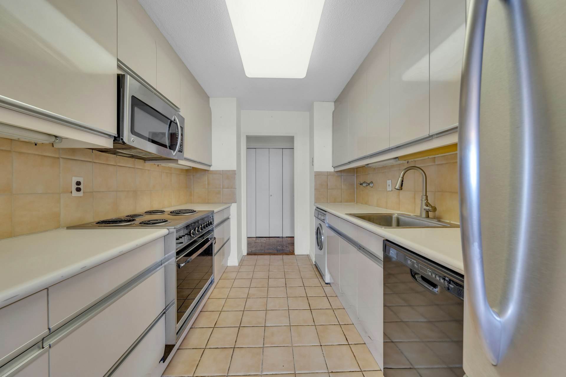 1500 Palisade Avenue #23E