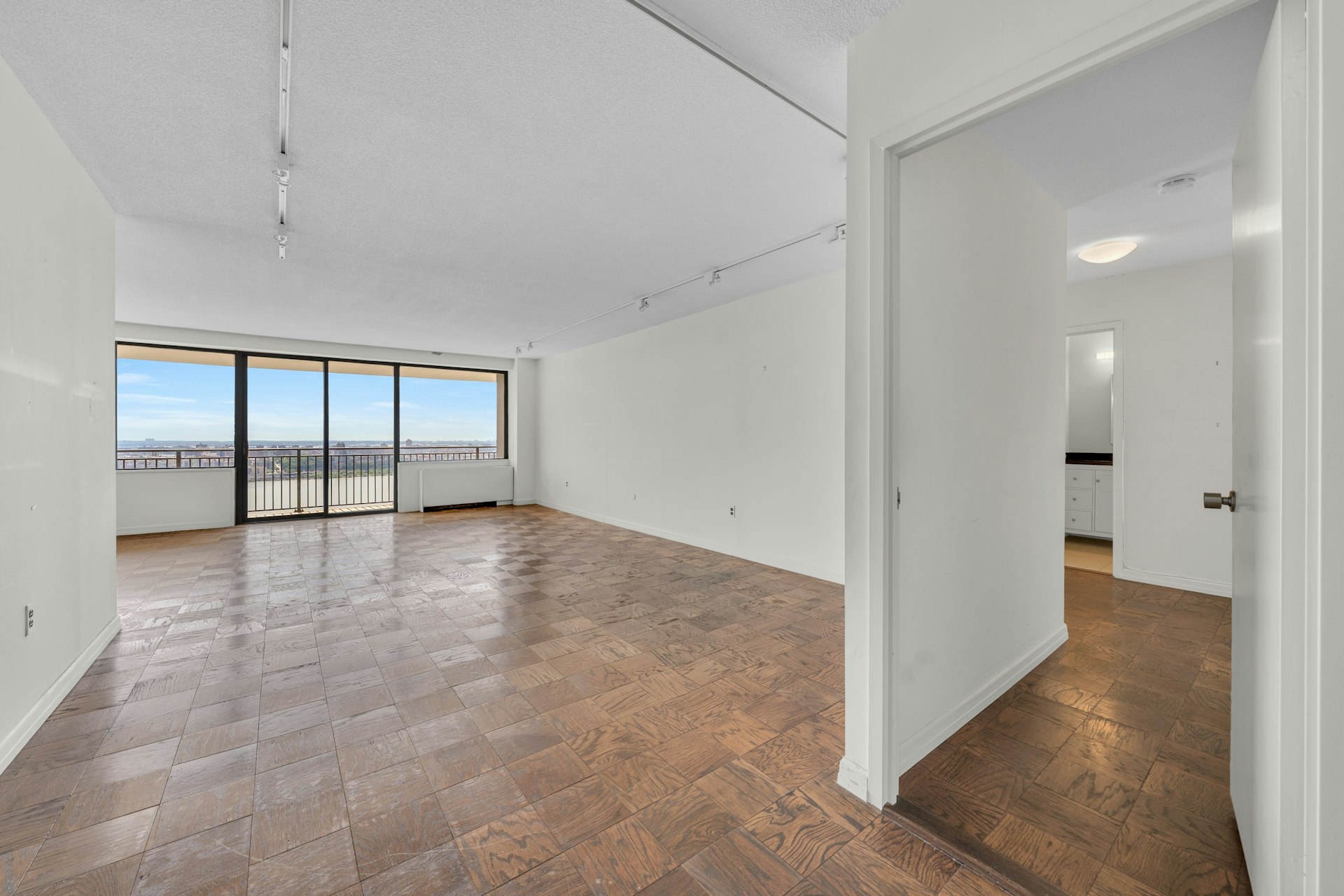 1500 Palisade Avenue #23E