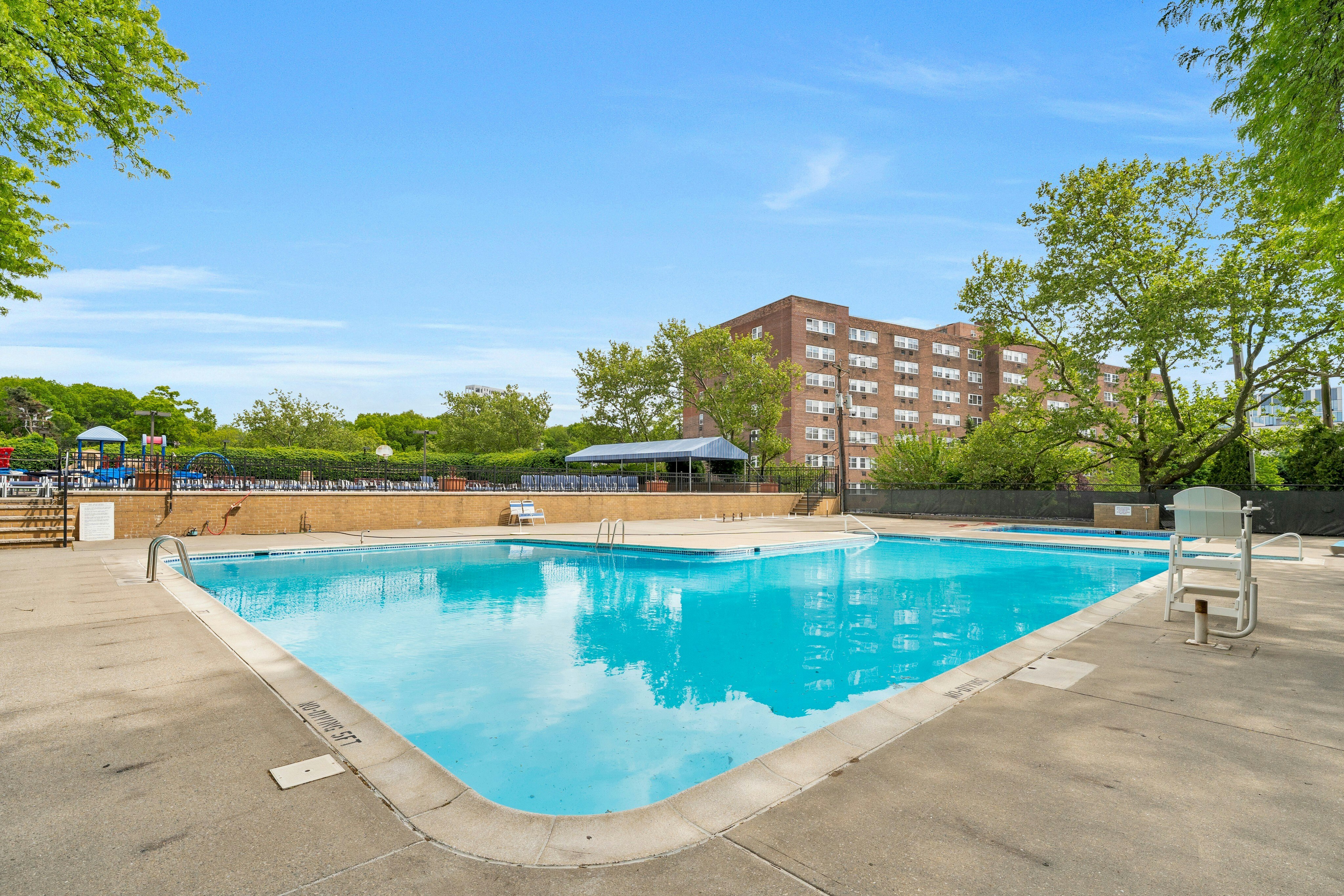 2200 North Central Road #6U