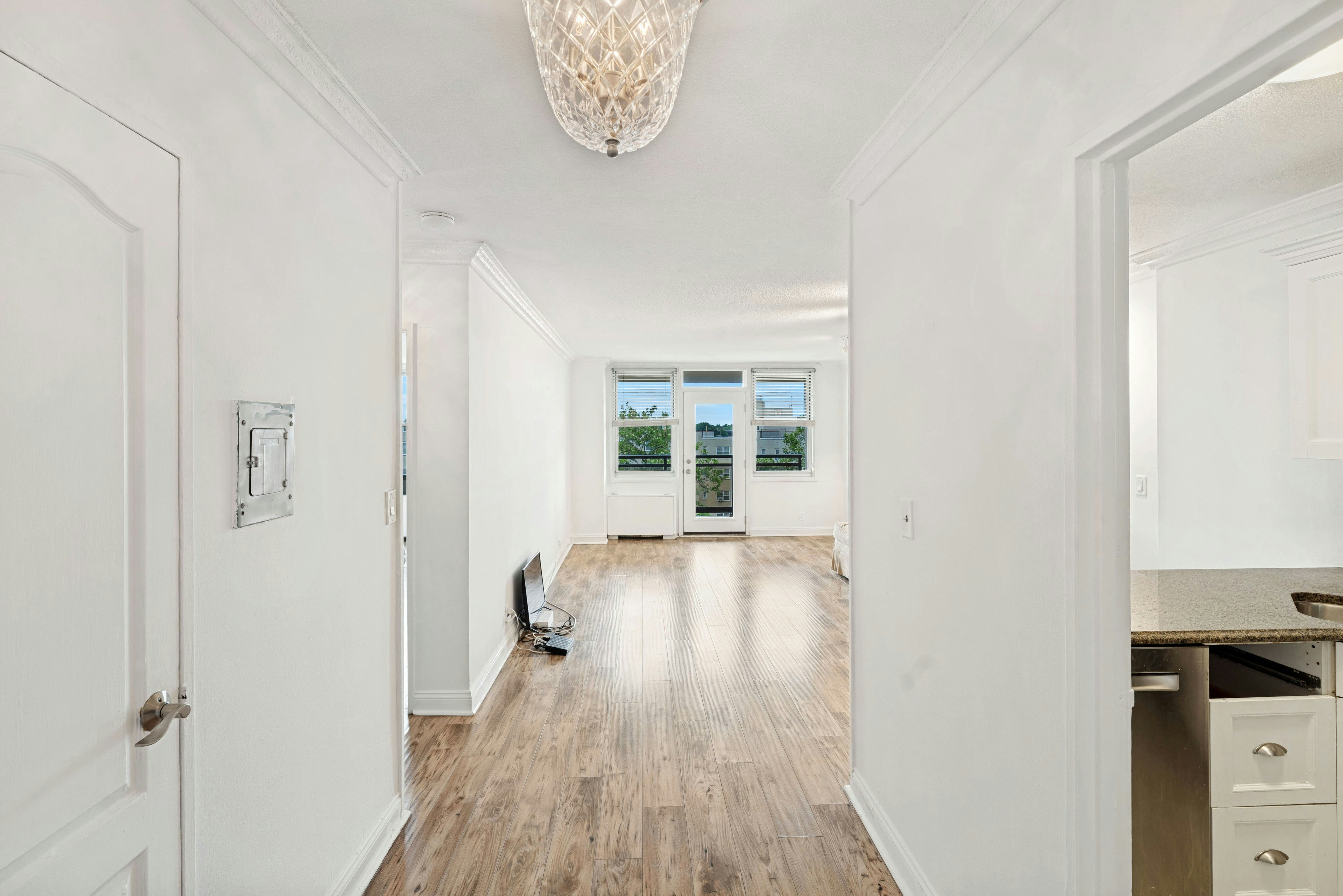 2200 North Central Road #6U