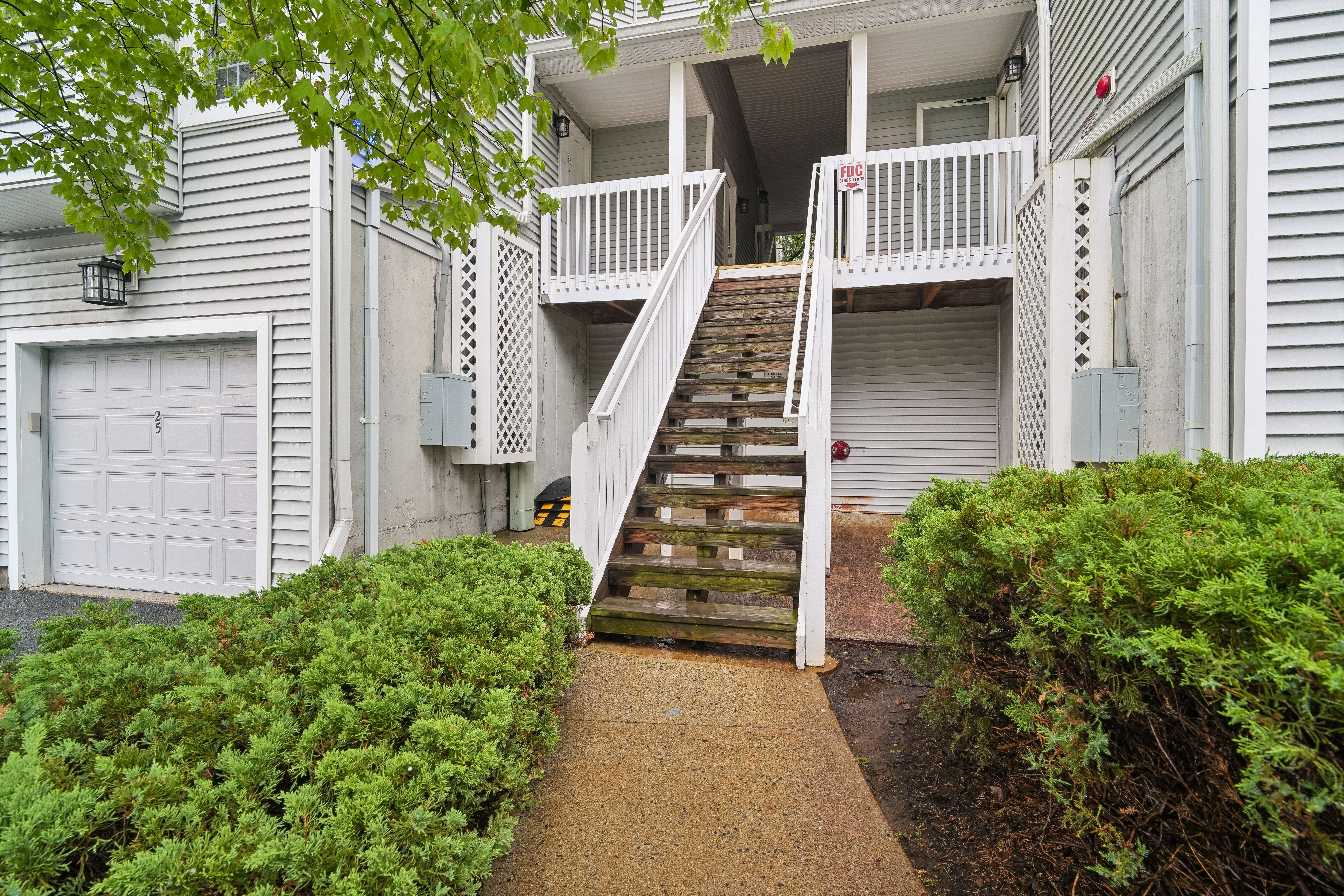 25 Markham Circle 