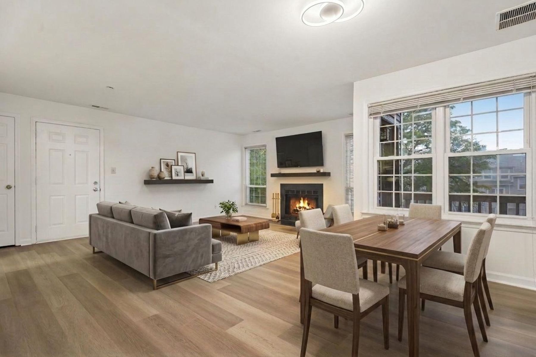 25 Markham Circle 