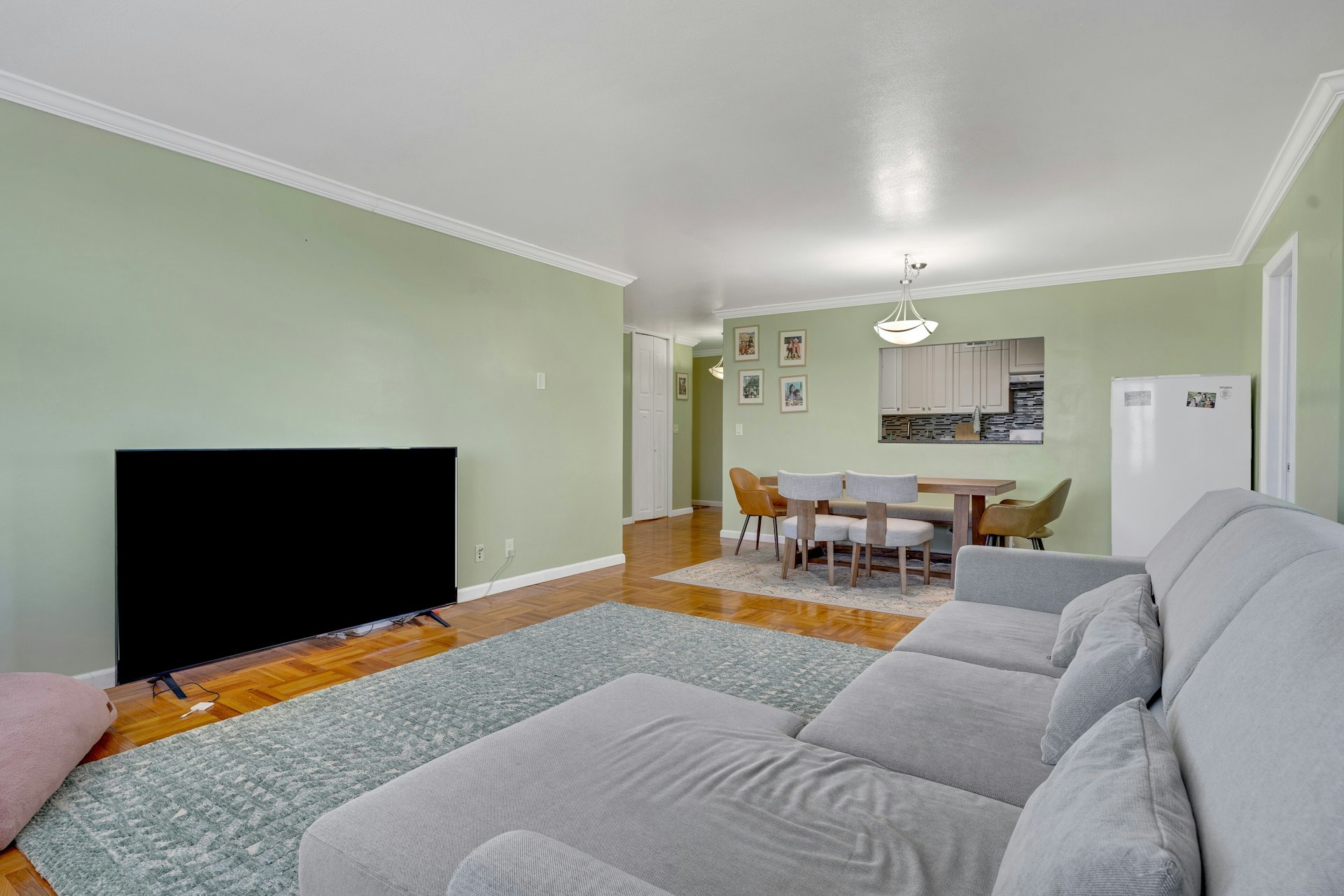 2000 Linwood Avenue 16J