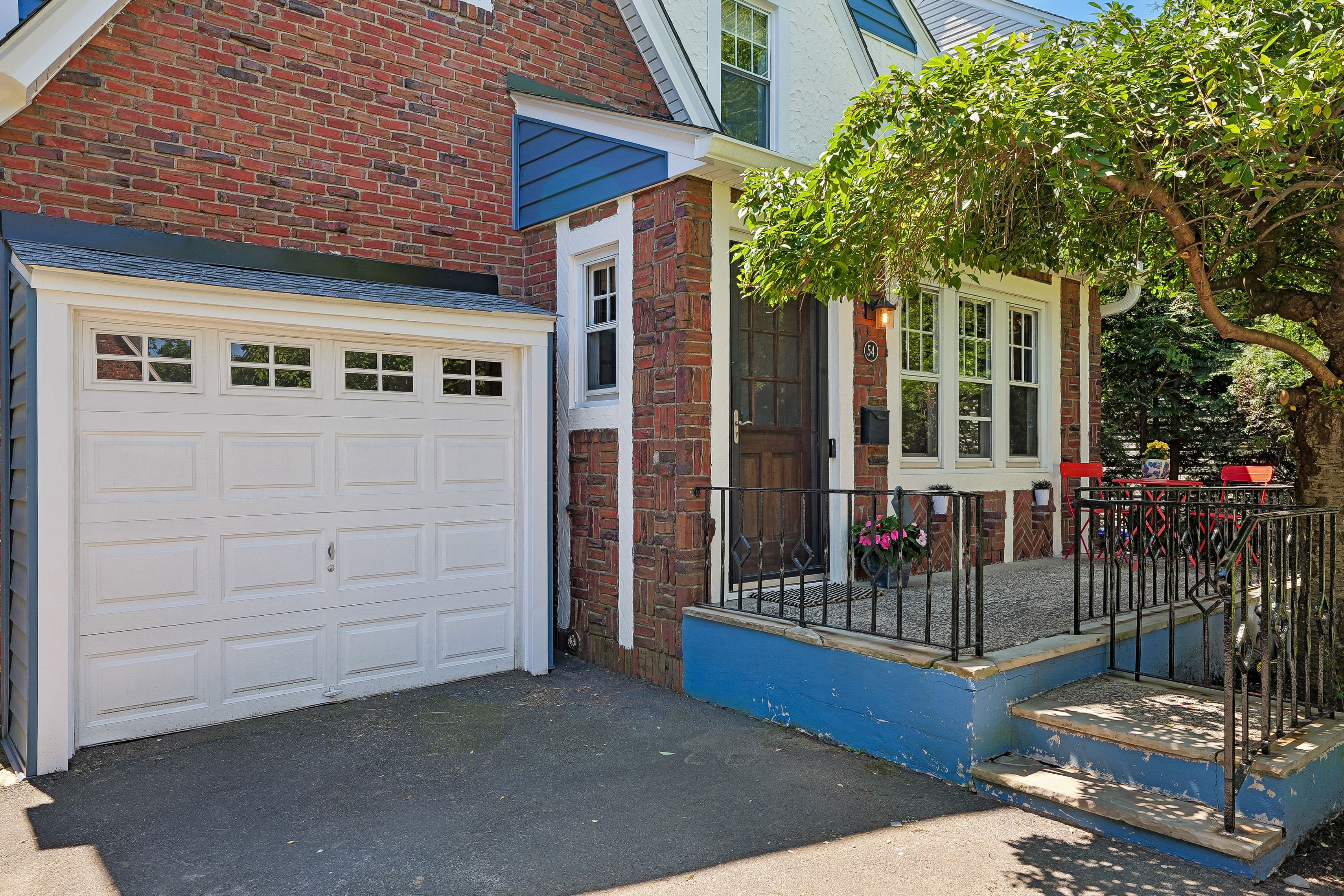 54 Mountain Avenue 
