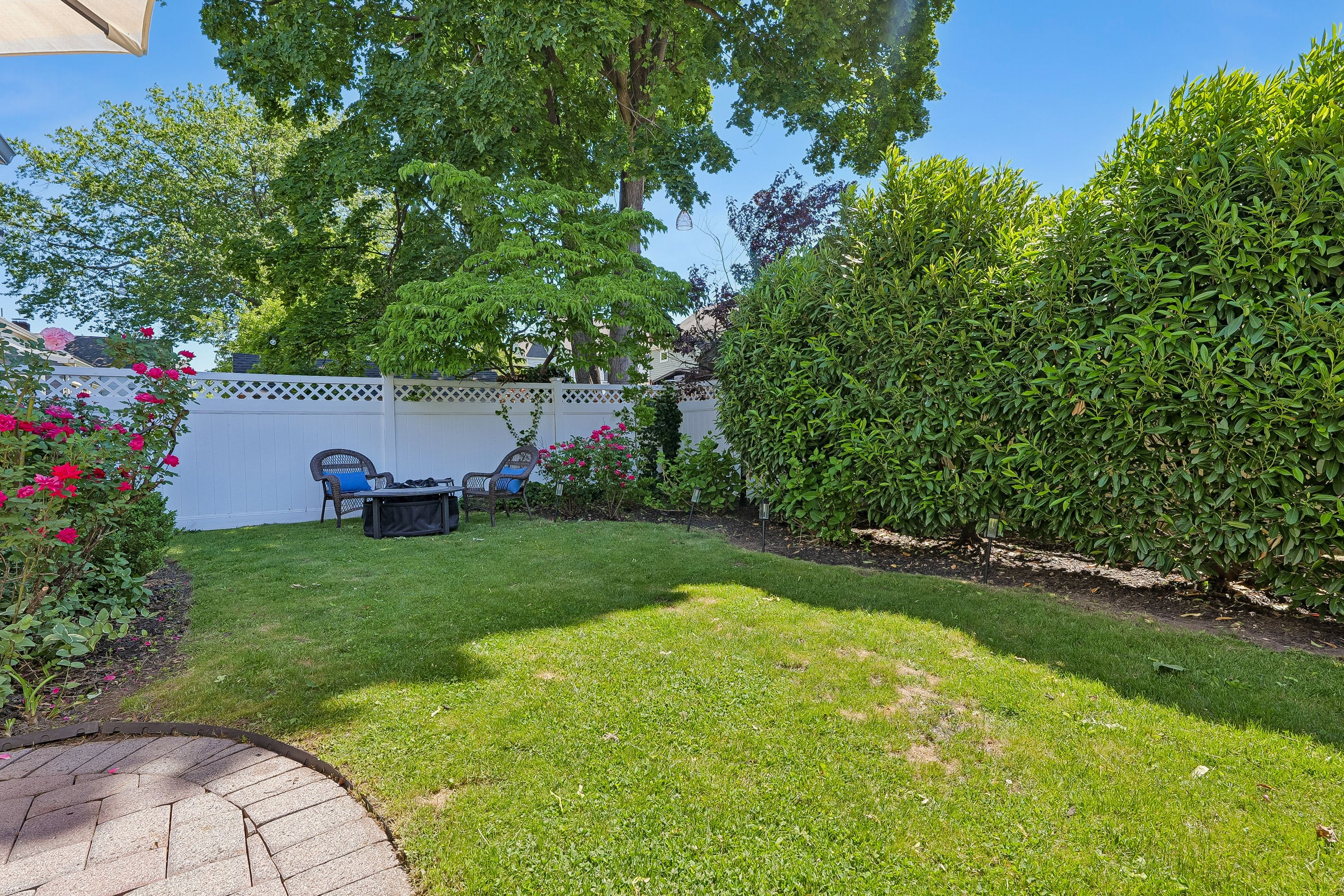 54 Mountain Avenue 