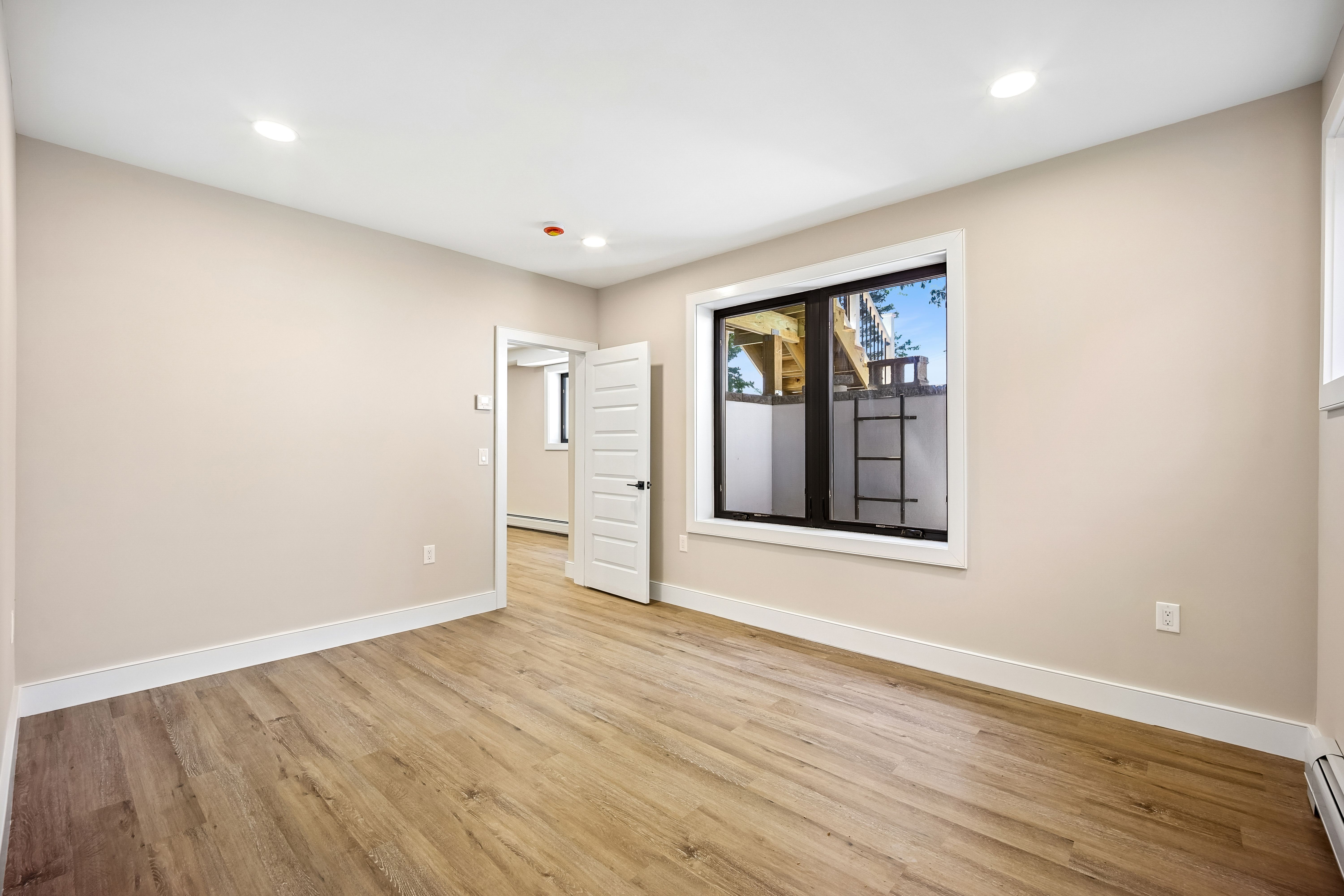 33 Lincoln Avenue 
