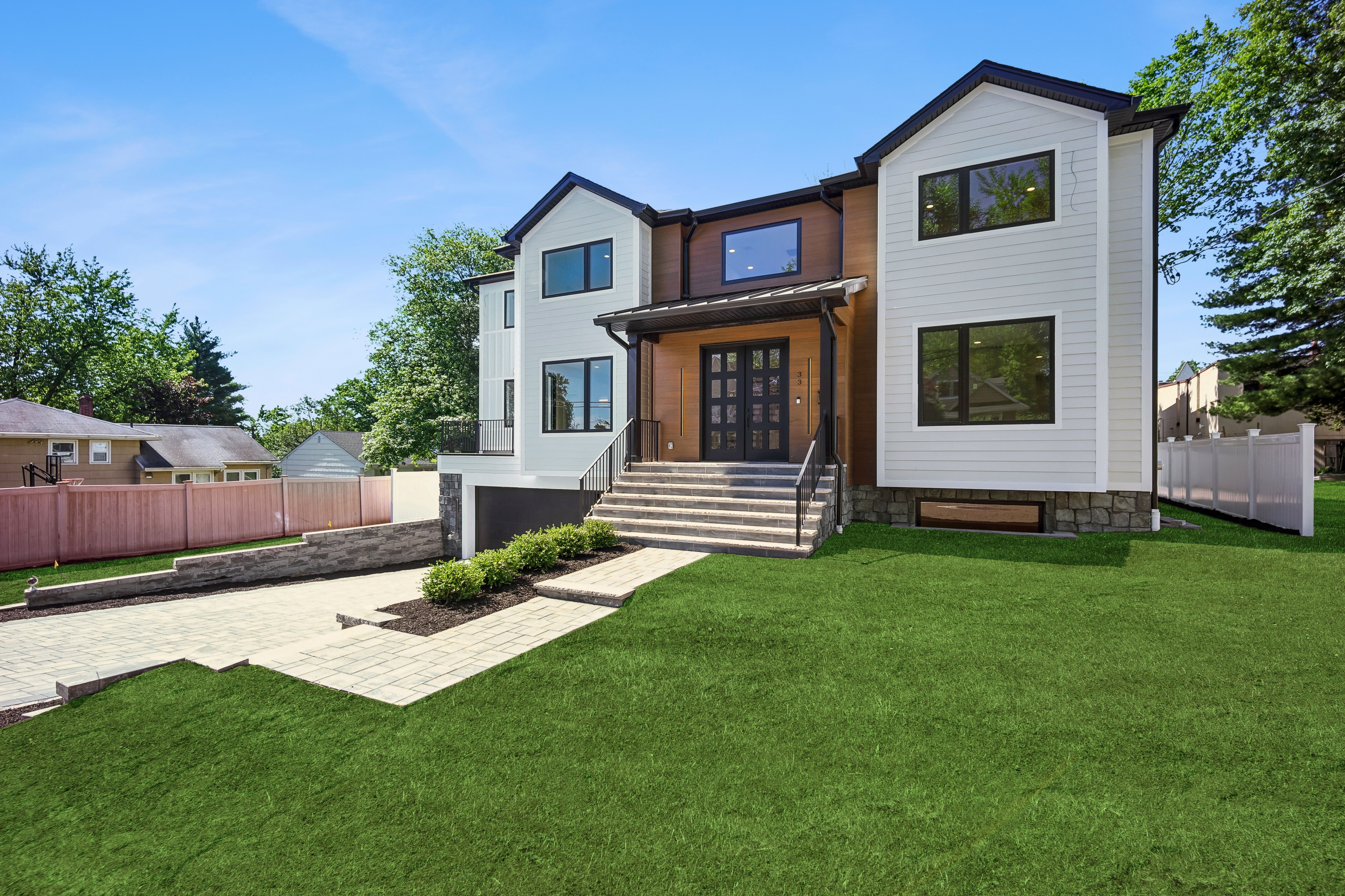 33 Lincoln Avenue 