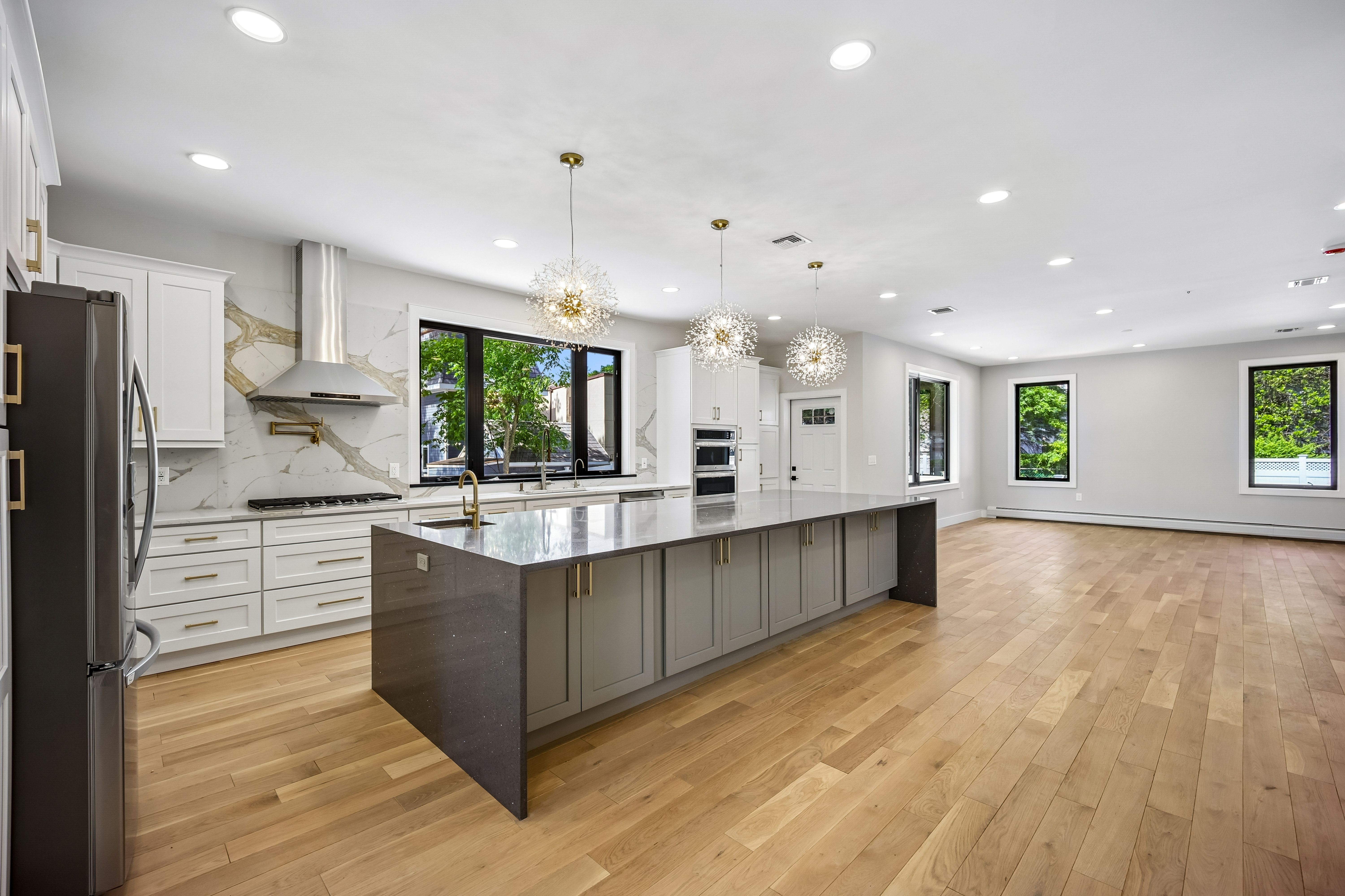 33 Lincoln Avenue 