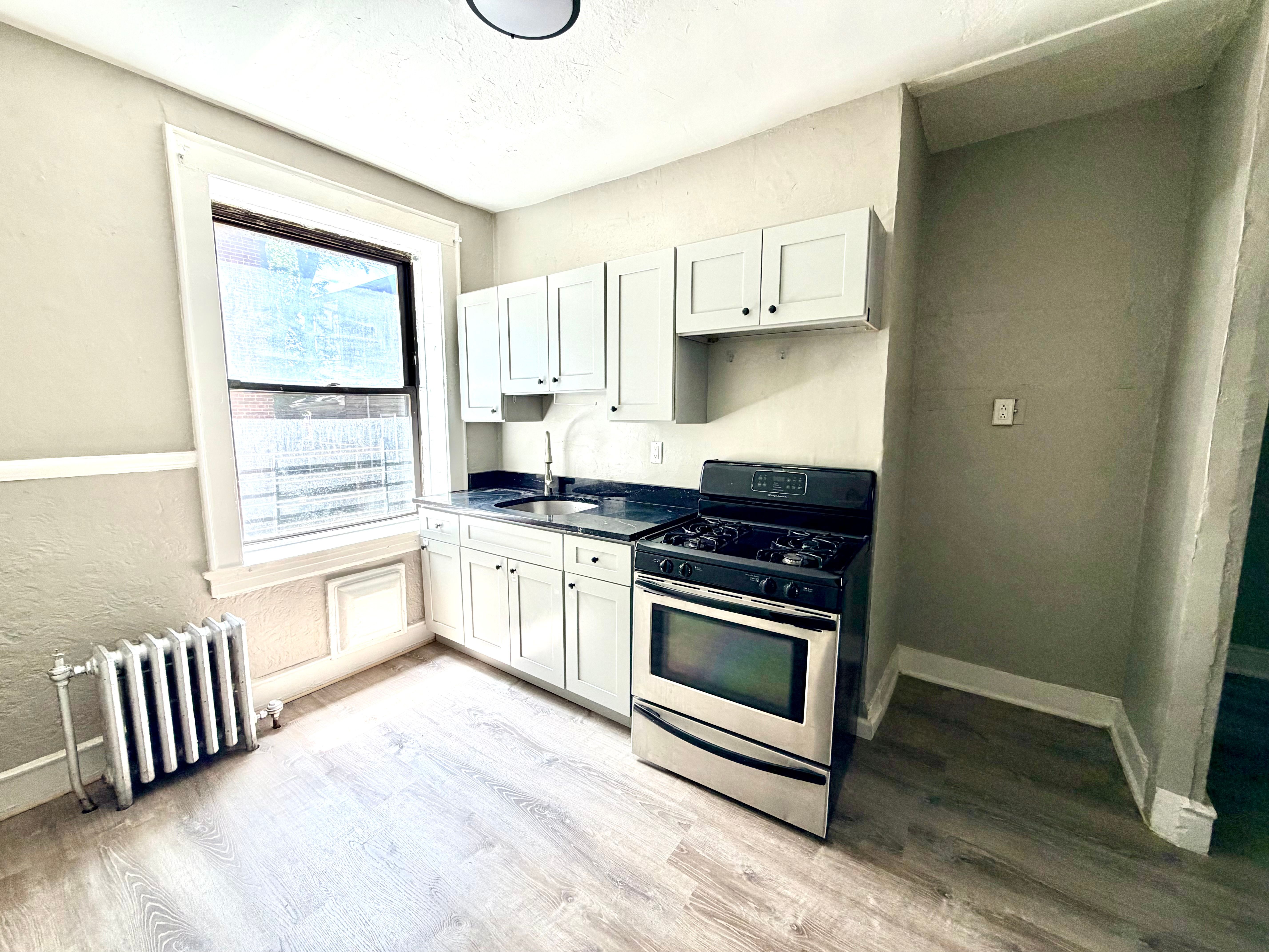 17 Elwood Place Apt 103