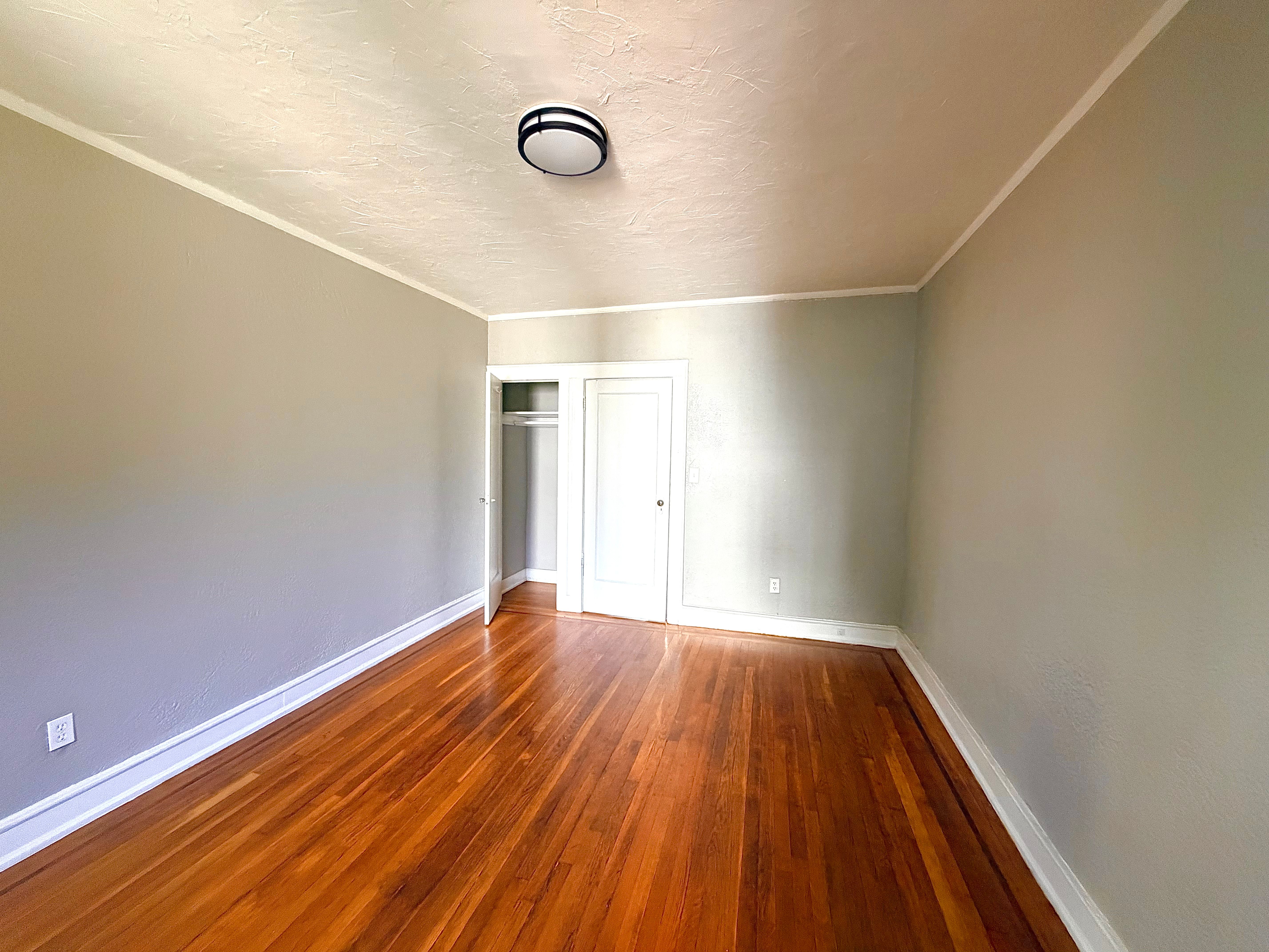 17 Elwood Place Apt 103