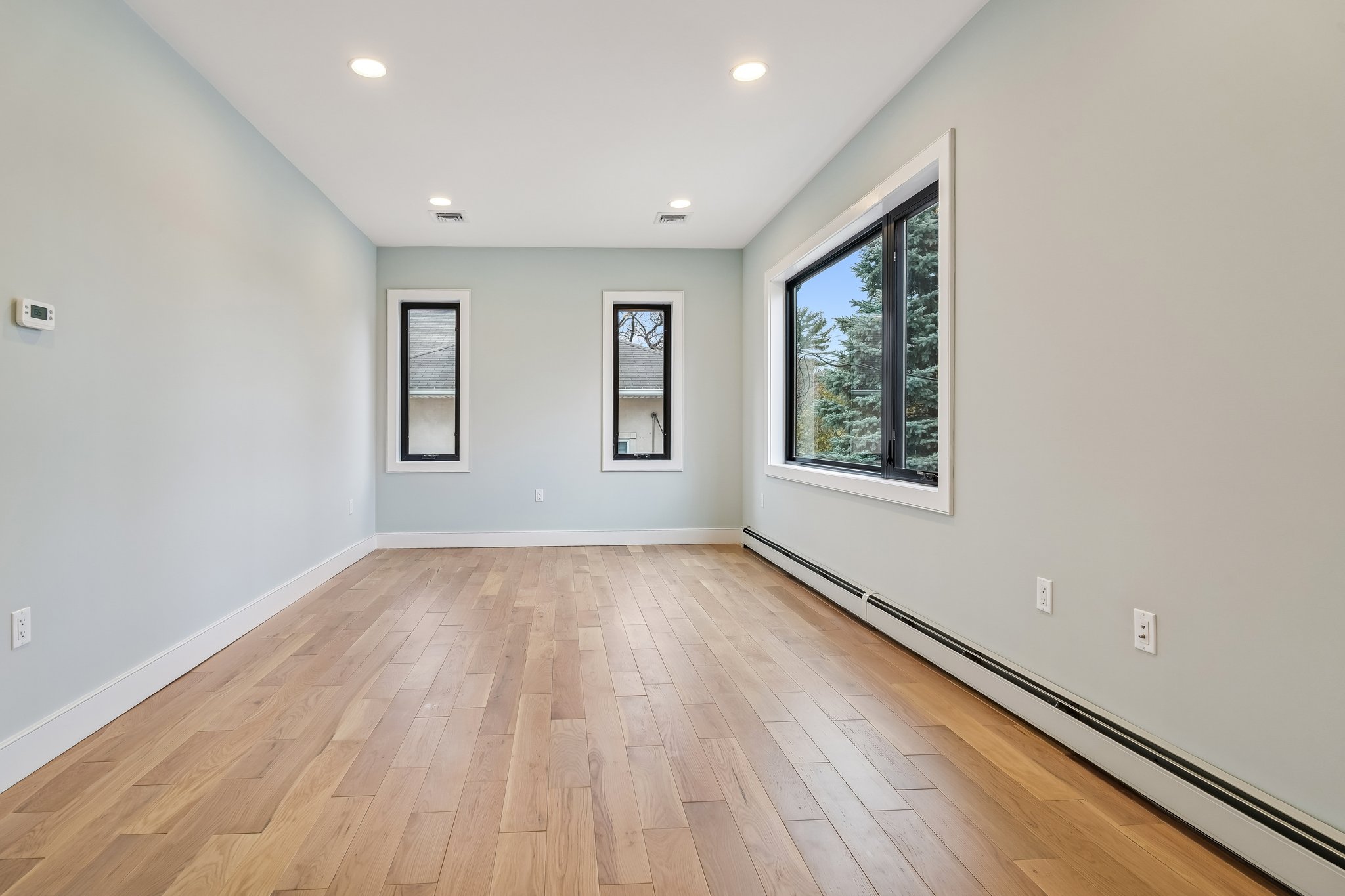 292 Magnolia Avenue 